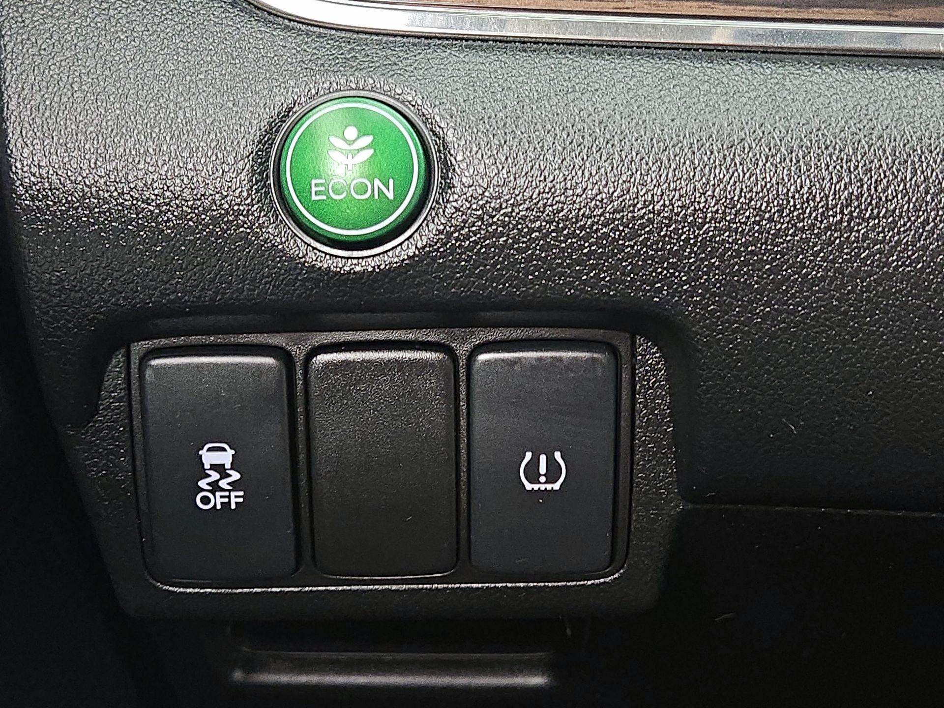 Thumbnail: 2015 Honda CR-V - 13