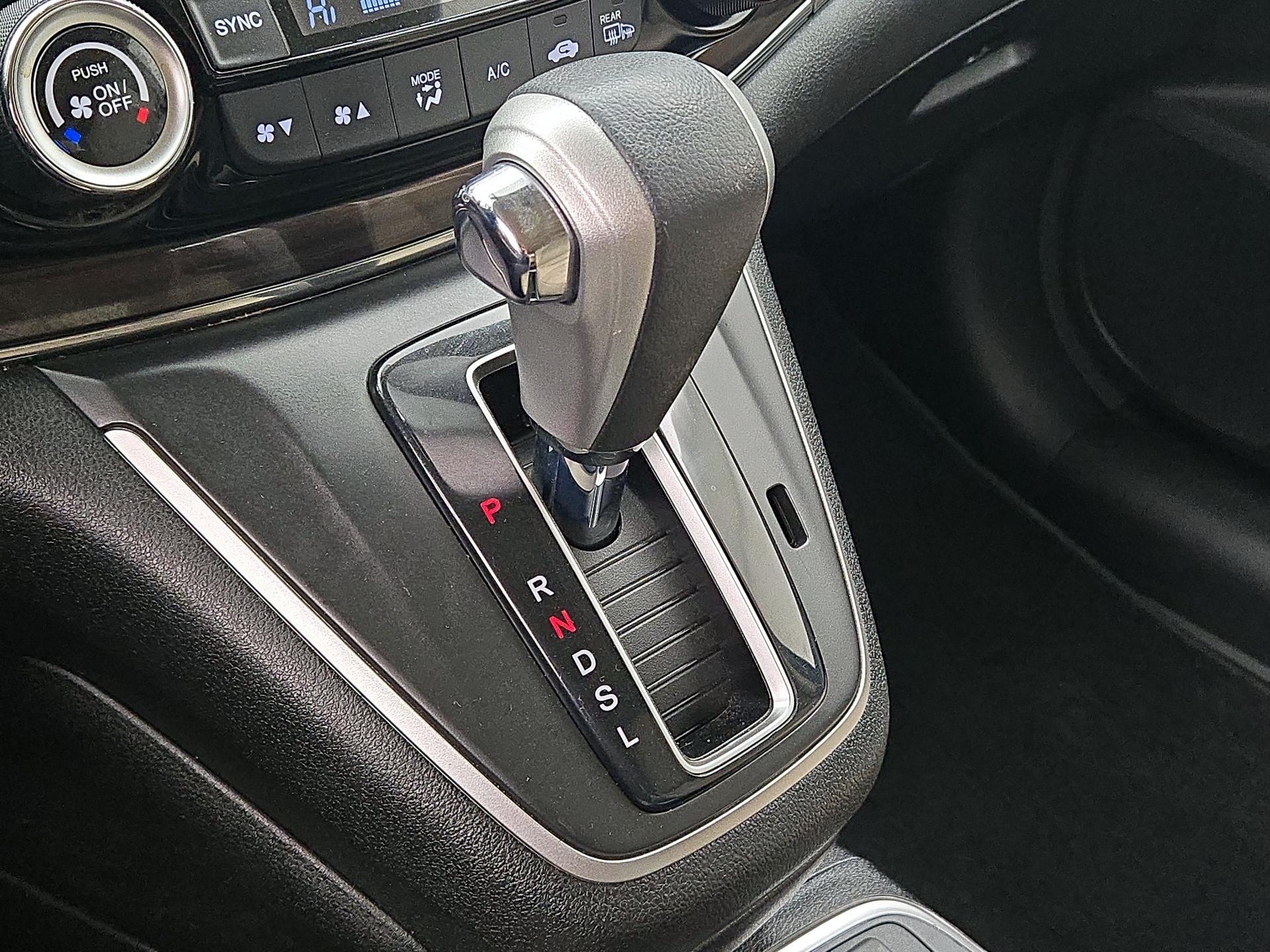 Thumbnail: 2015 Honda CR-V - 17