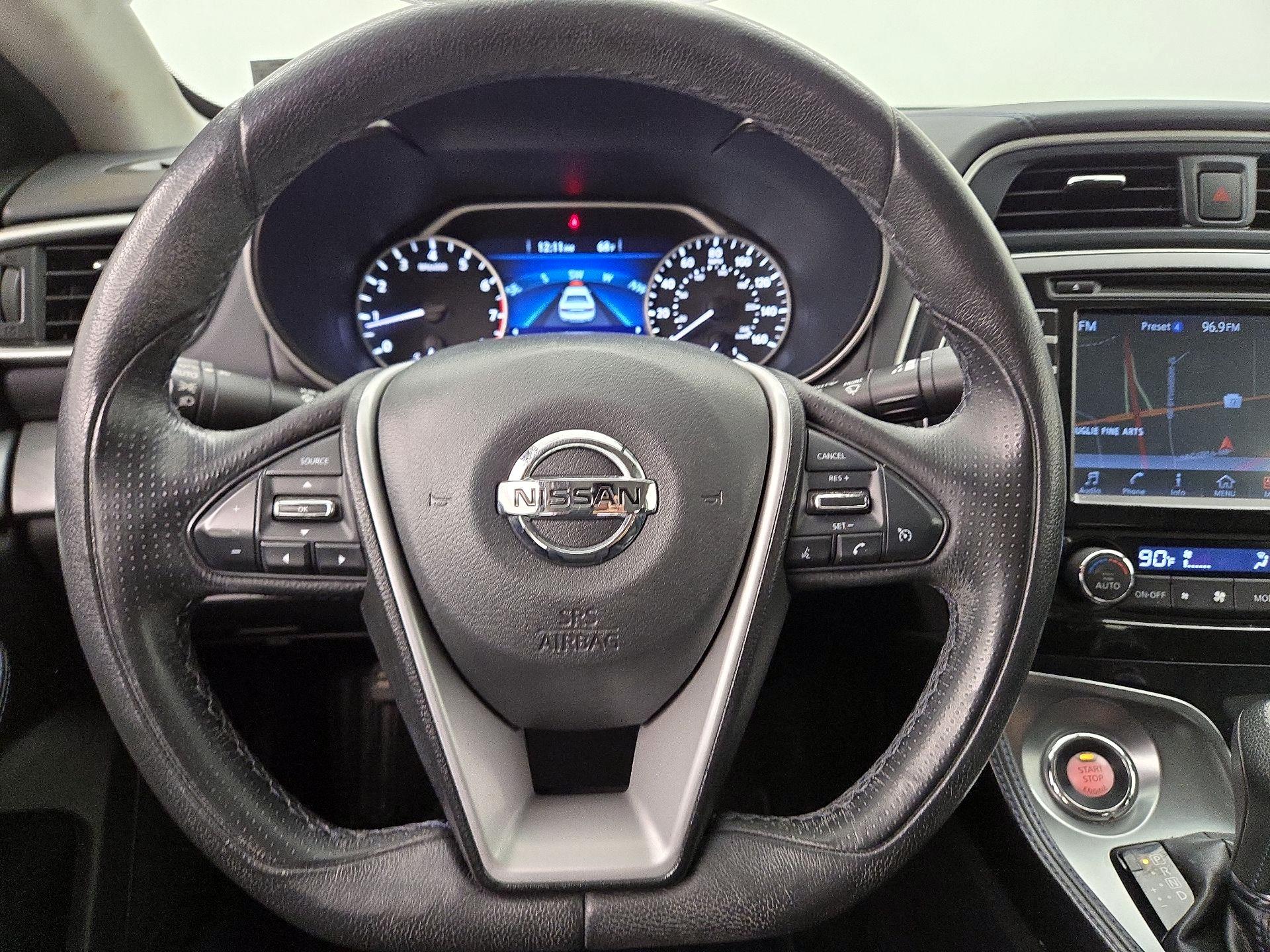 Thumbnail: 2017 Nissan Maxima - 10