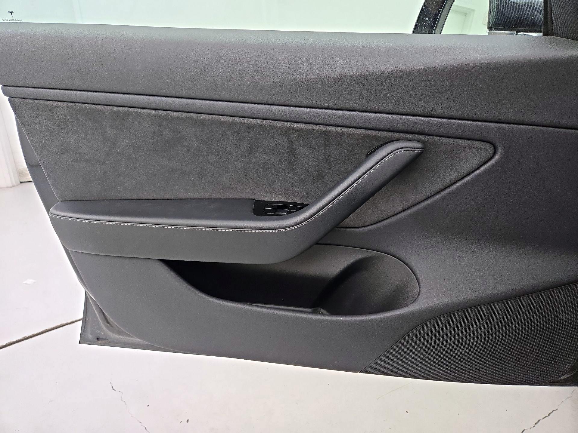 Thumbnail: 2019 Tesla Model 3 - 12