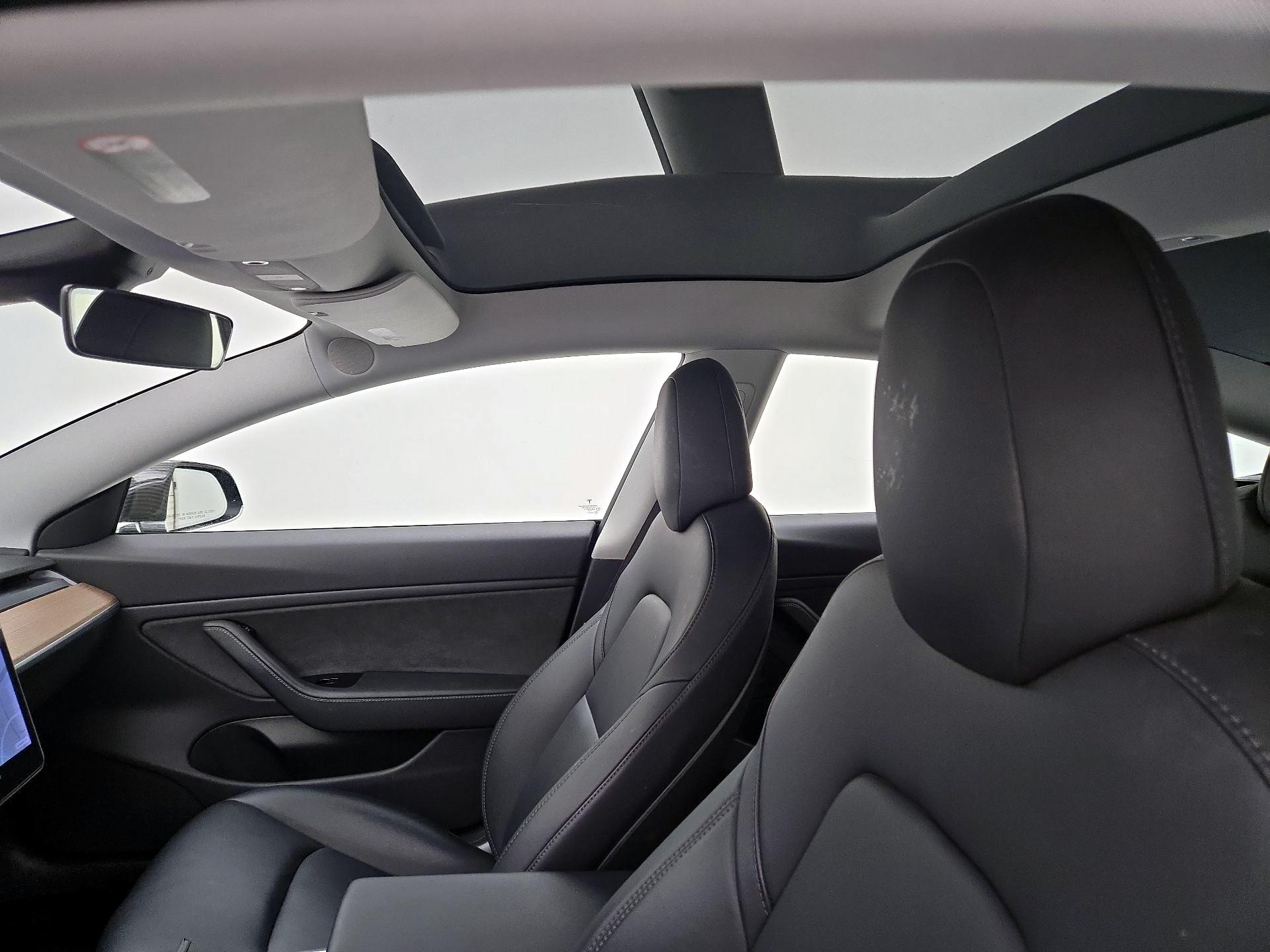 Thumbnail: 2019 Tesla Model 3 - 18