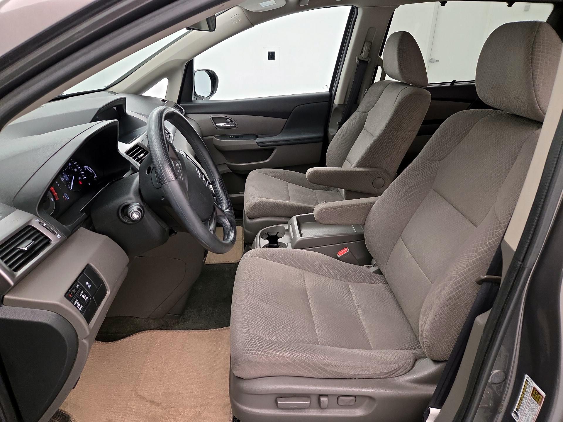 Thumbnail: 2017 Honda Odyssey - 11