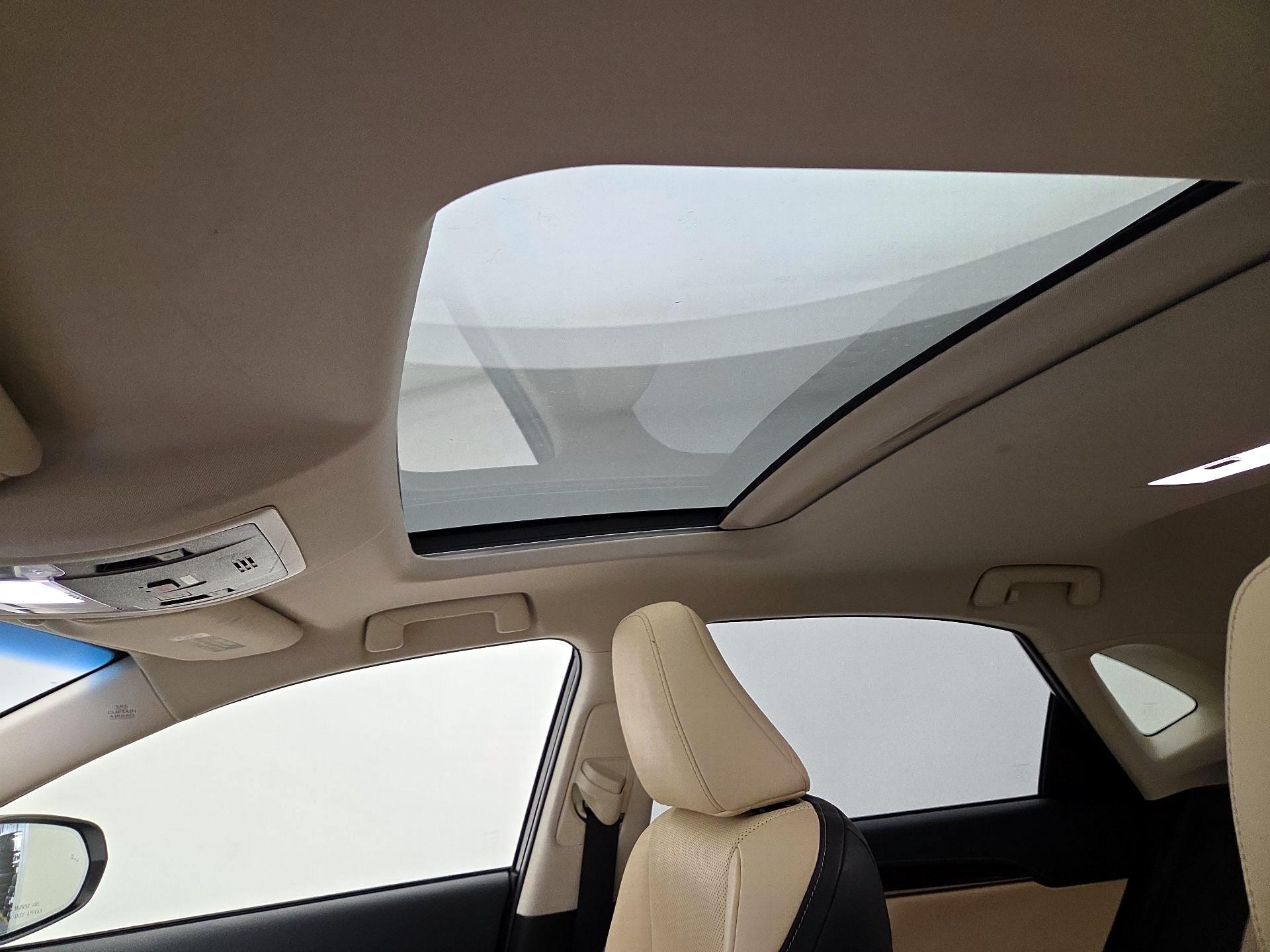 Thumbnail: 2016 Lexus NX - 20