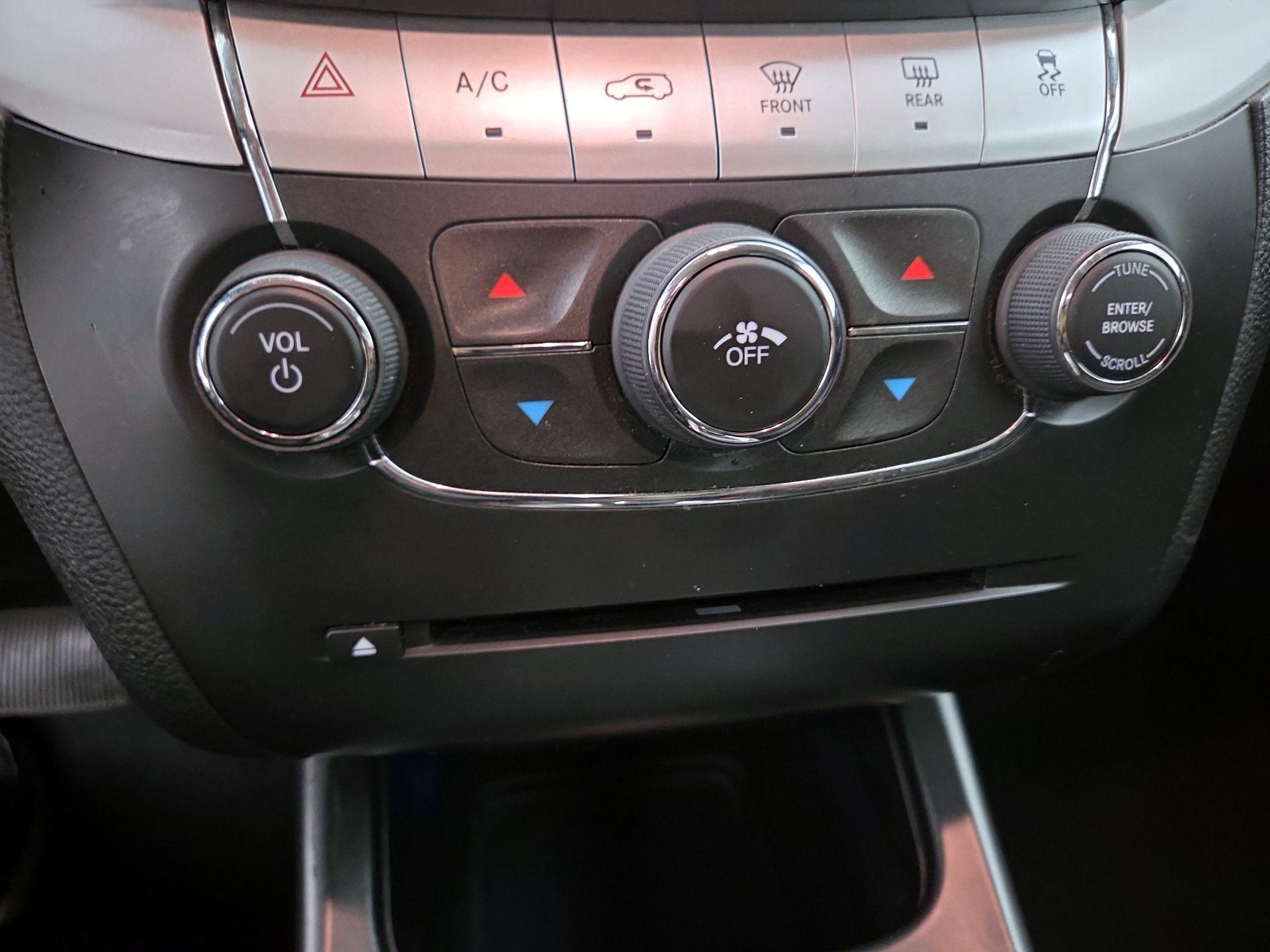 Thumbnail: 2020 Dodge Journey - 16