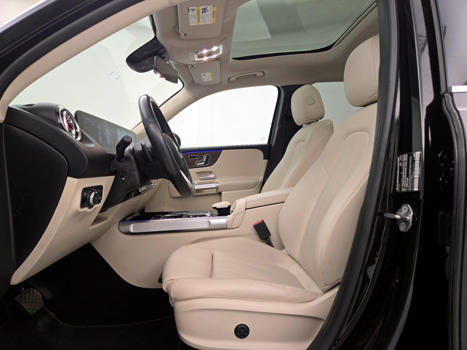 2022 Mercedes-Benz GLB Base - Photo 12