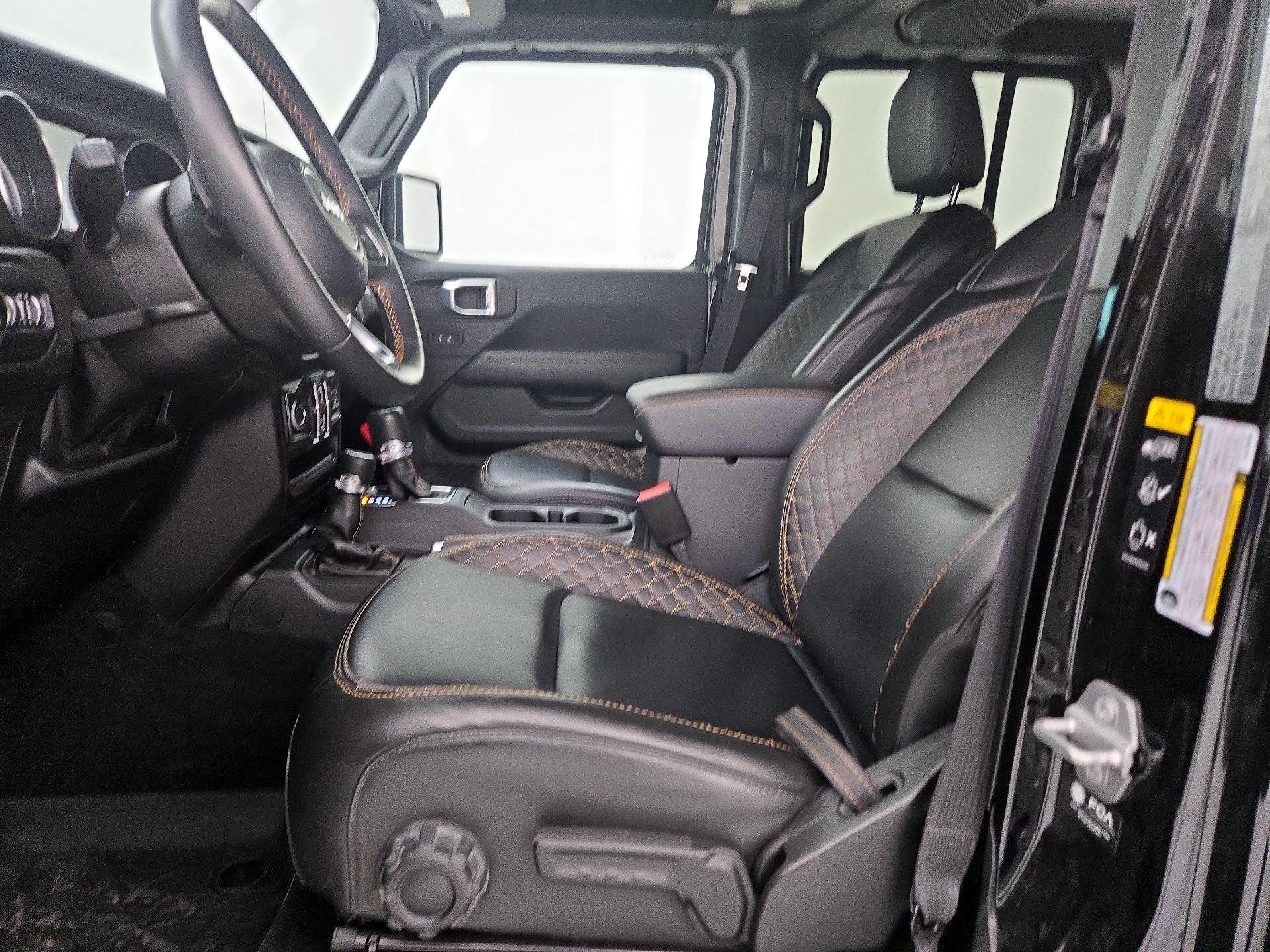 Thumbnail: 2022 Jeep Gladiator - 11