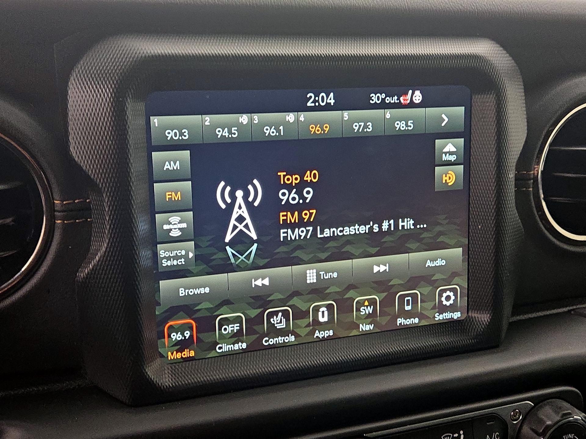 Thumbnail: 2022 Jeep Gladiator - 16