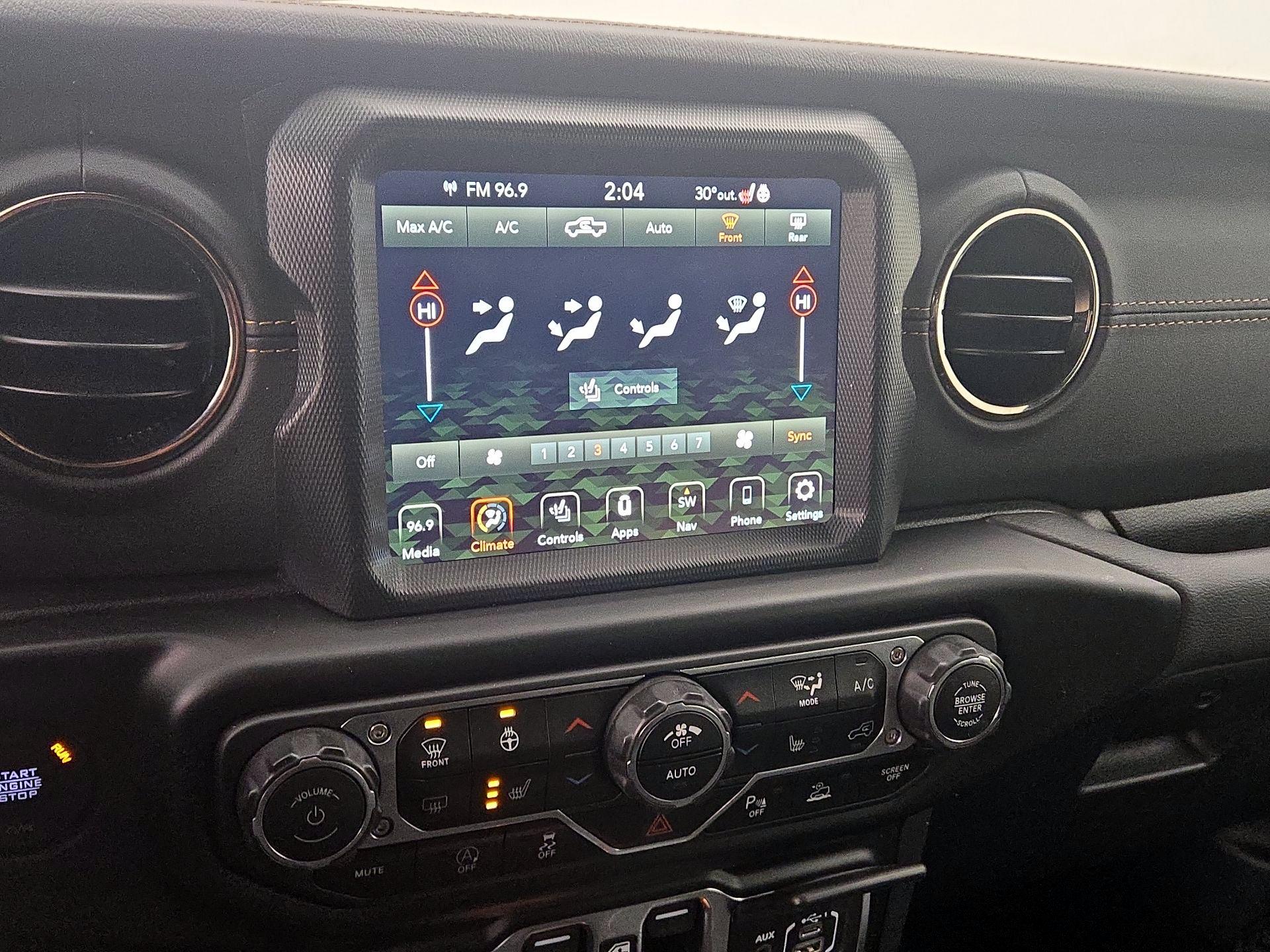 Thumbnail: 2022 Jeep Gladiator - 17