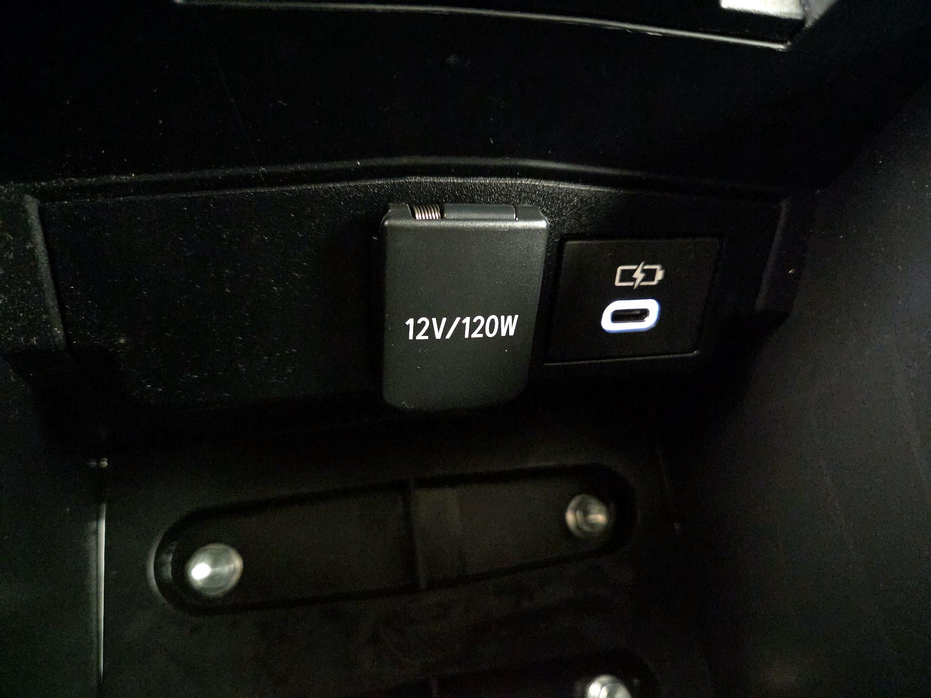 Thumbnail: 2023 Toyota Corolla - 17