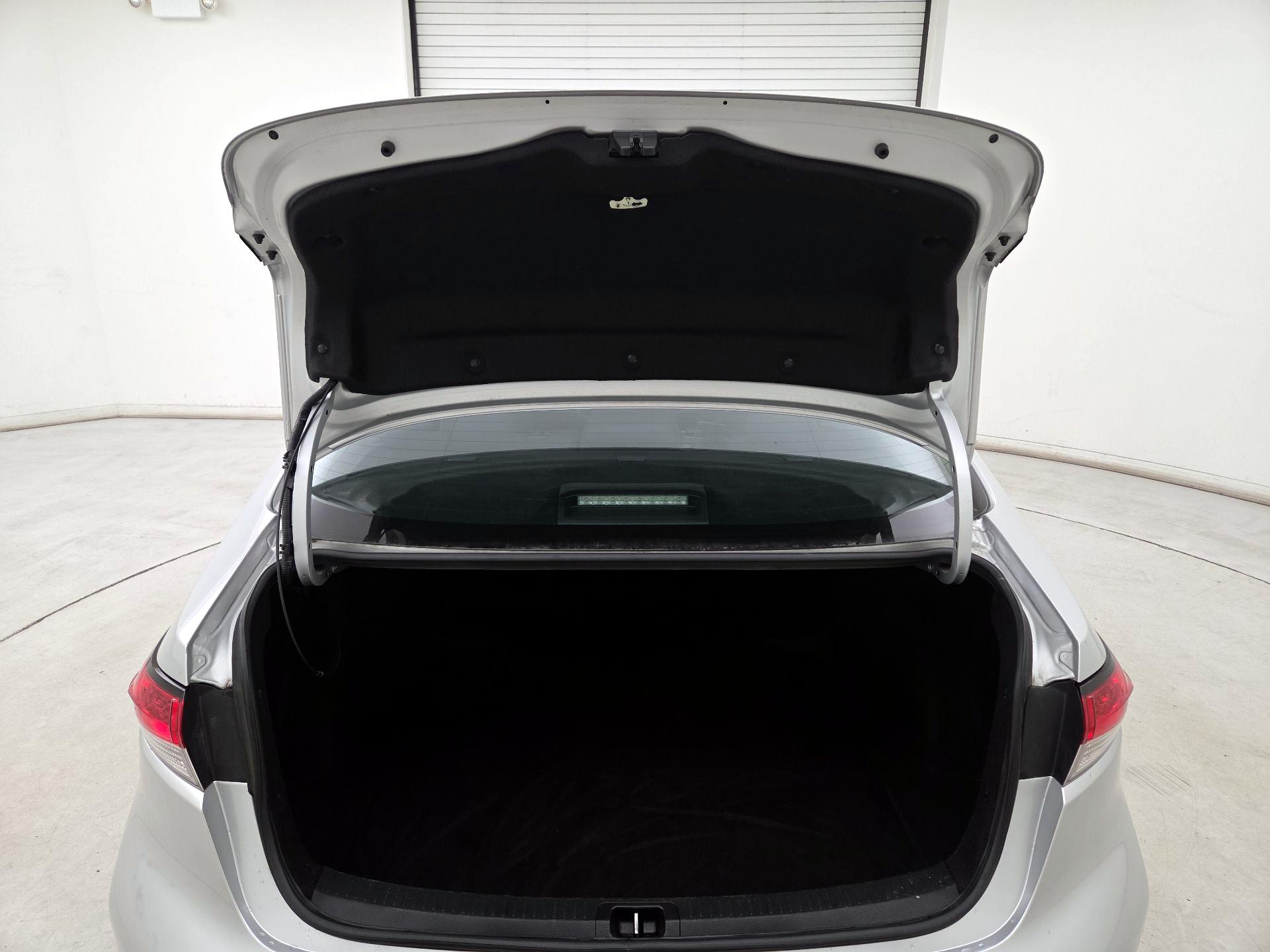 Thumbnail: 2023 Toyota Corolla - 20