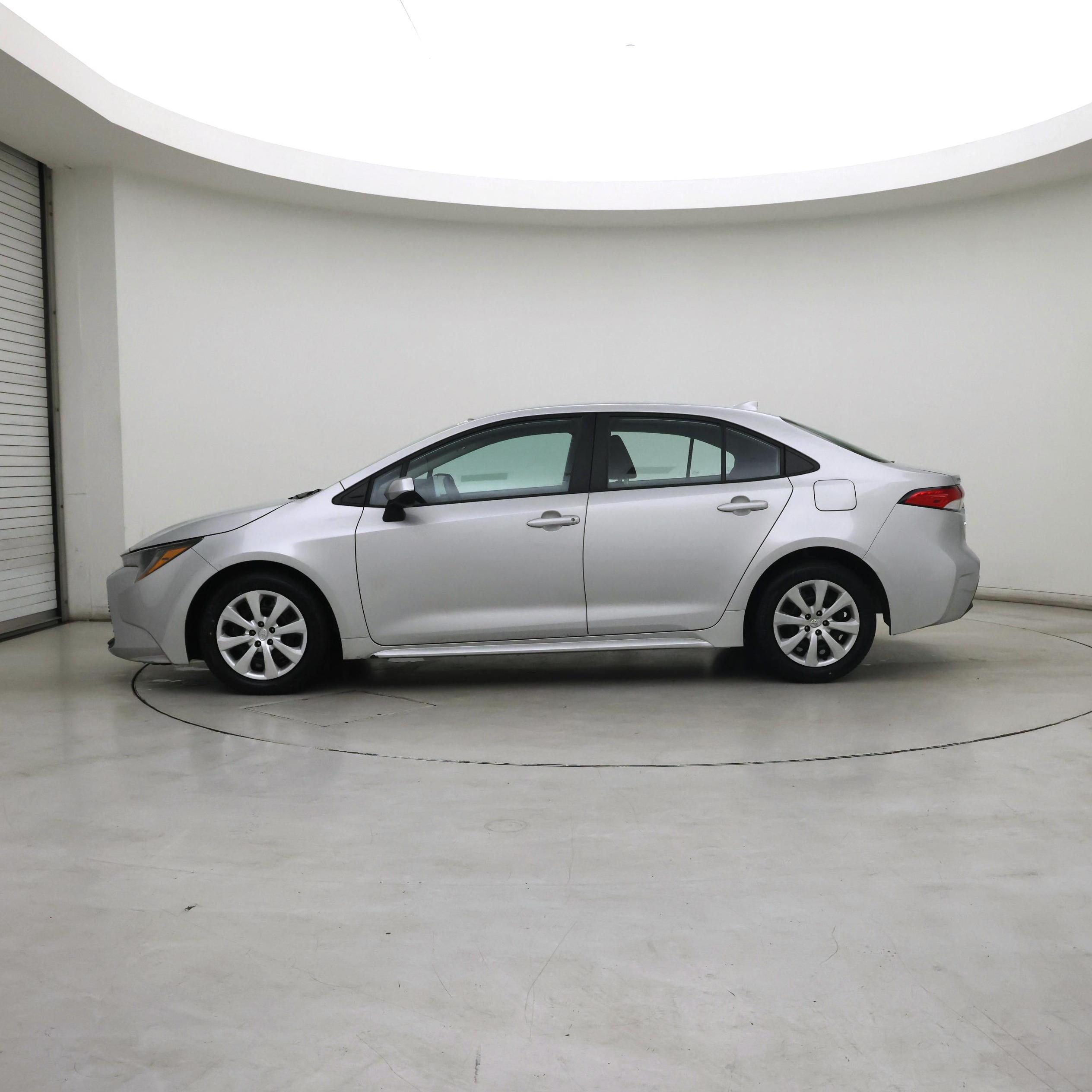 Thumbnail: 2023 Toyota Corolla - 3