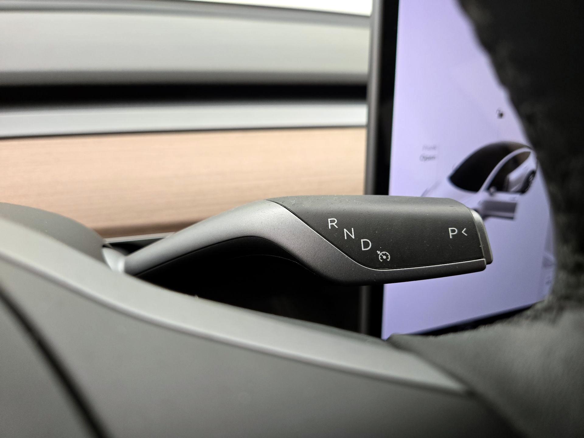 Thumbnail: 2022 Tesla Model 3 - 16