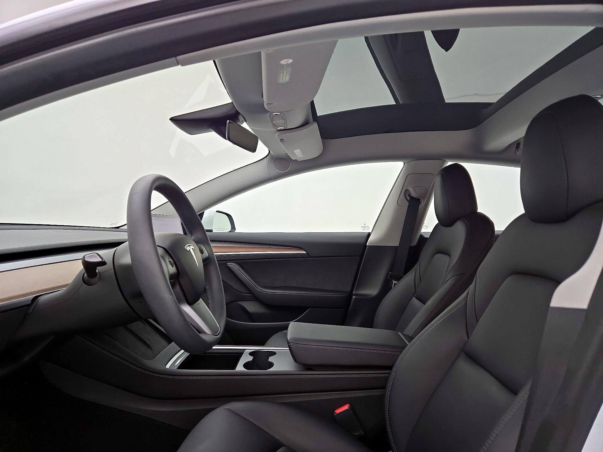 Thumbnail: 2022 Tesla Model 3 - 18