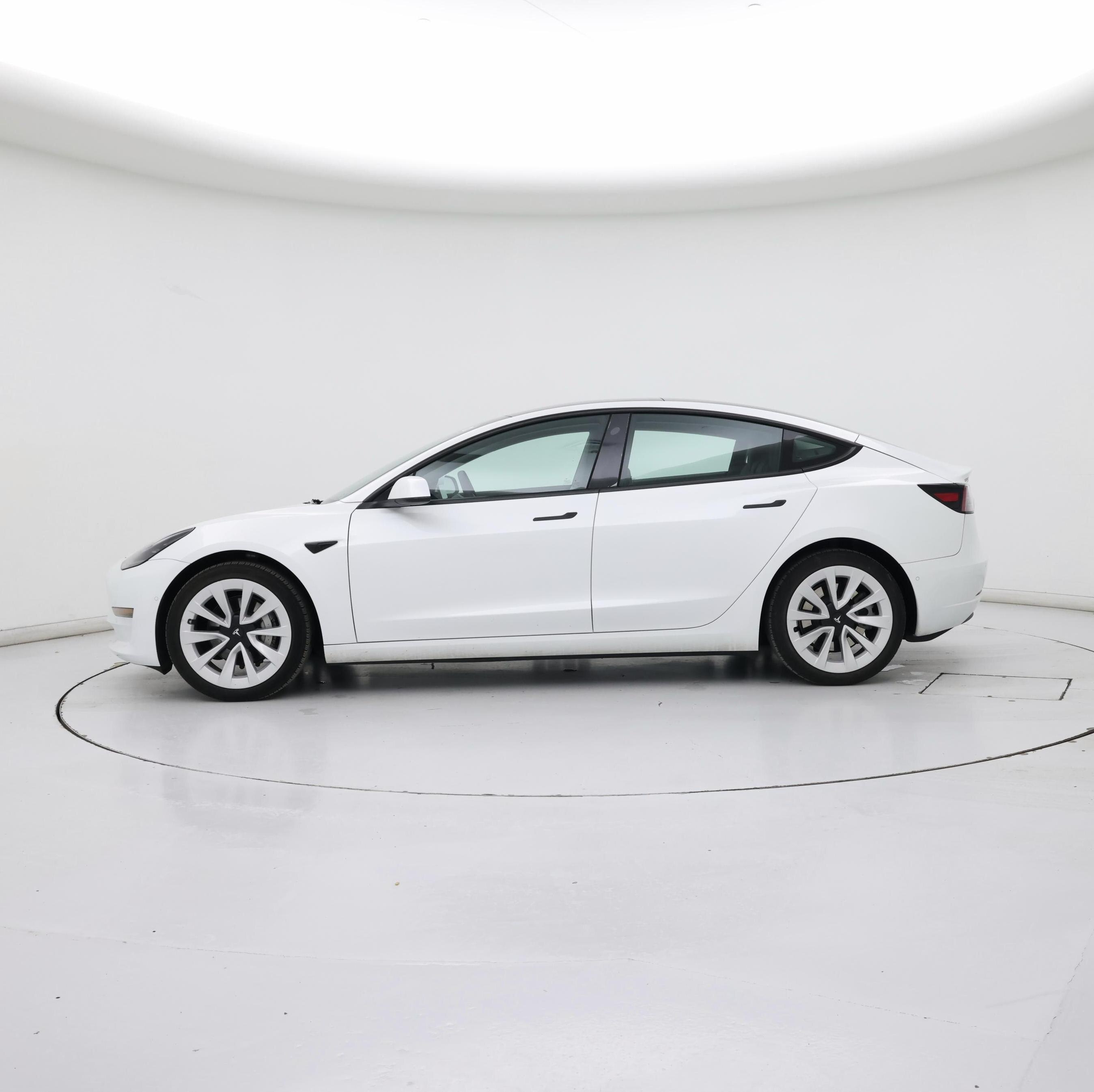 Thumbnail: 2022 Tesla Model 3 - 3