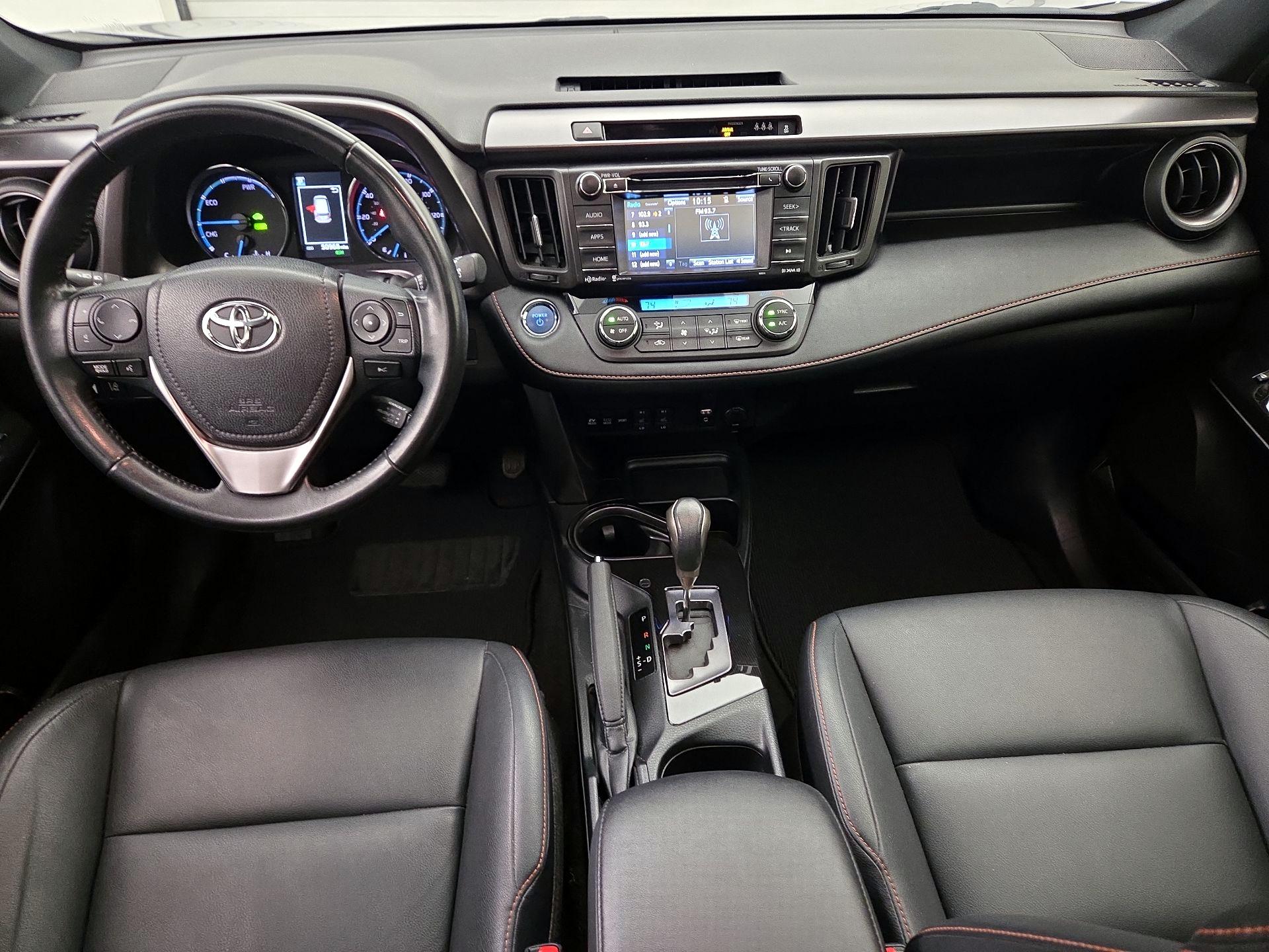 Thumbnail: 2018 Toyota RAV4 - 9