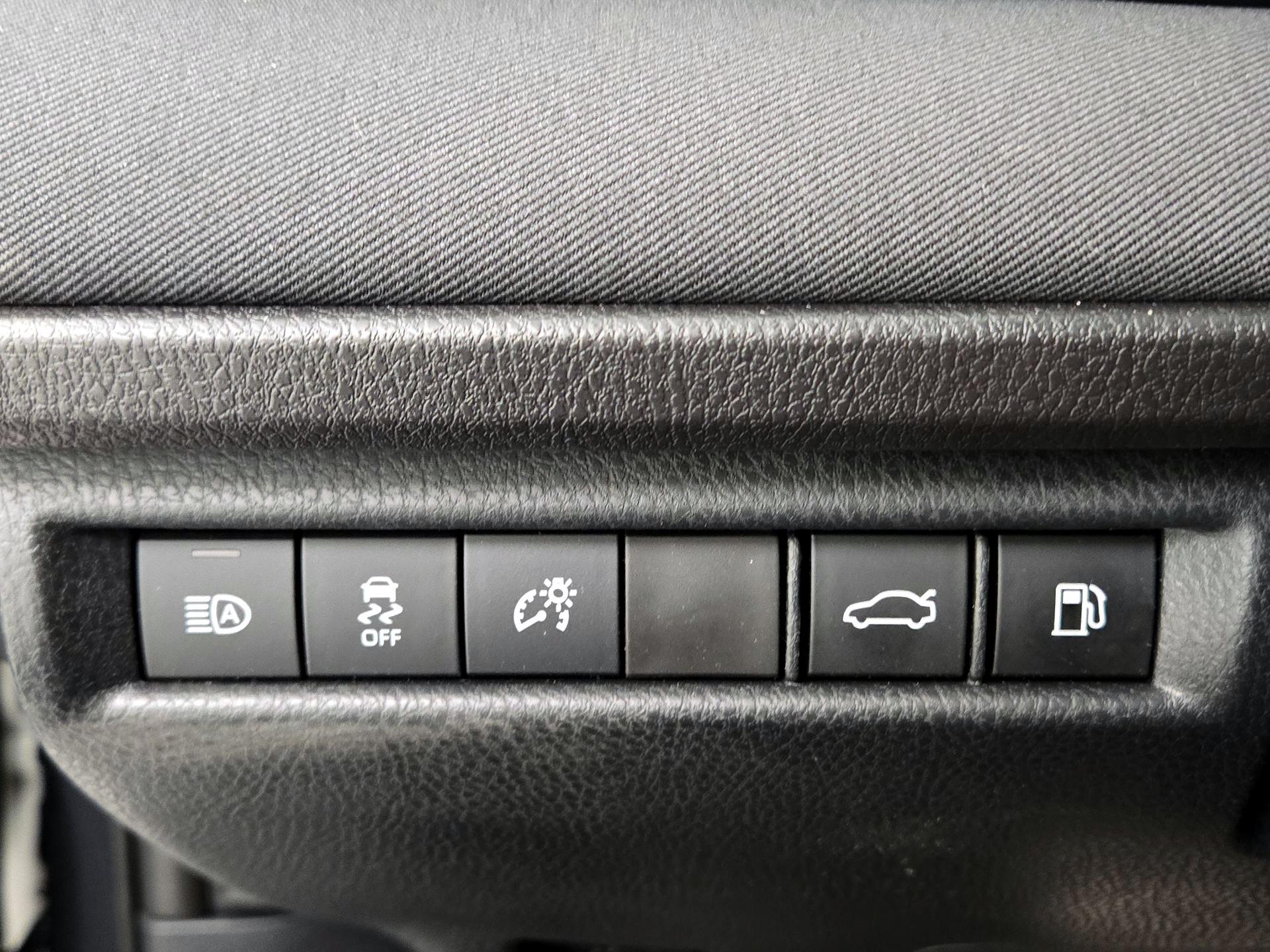 Thumbnail: 2025 Toyota Camry - 13