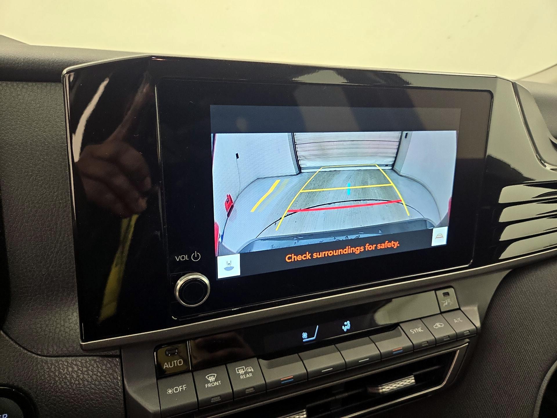 Thumbnail: 2025 Toyota Camry - 14