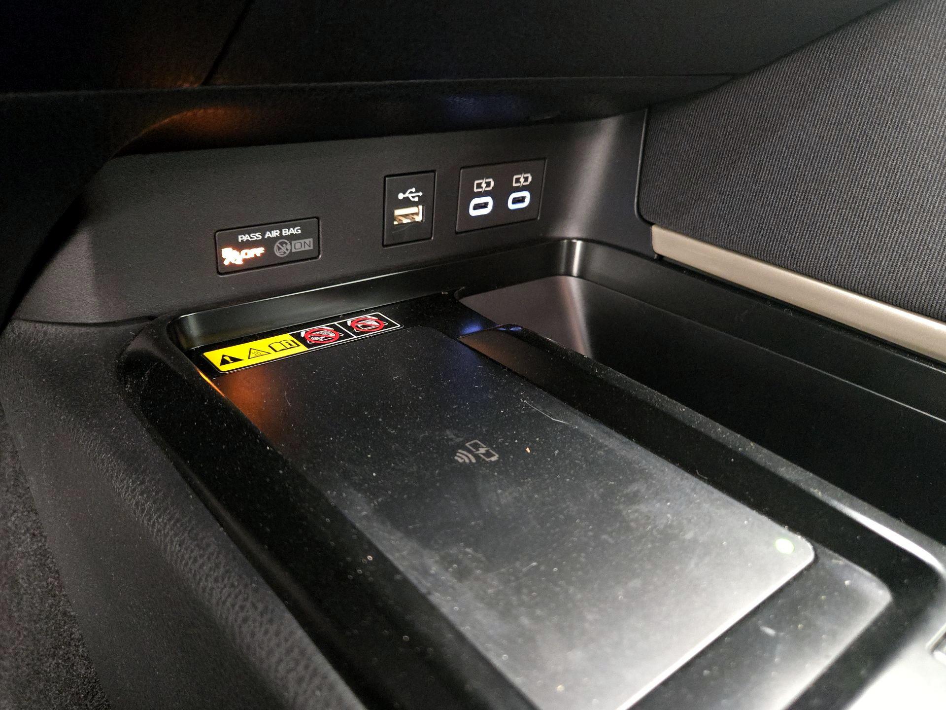 Thumbnail: 2025 Toyota Camry - 18