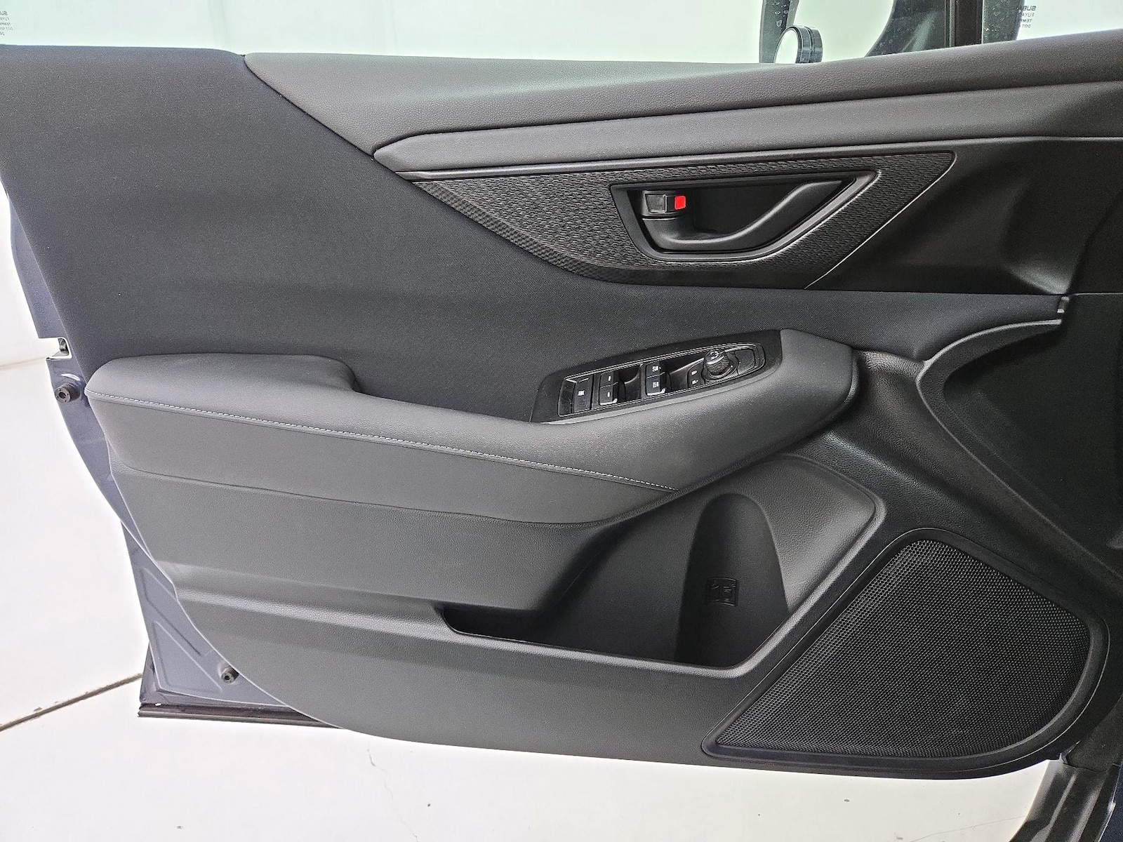 2025 Subaru Outback Base - Photo 13
