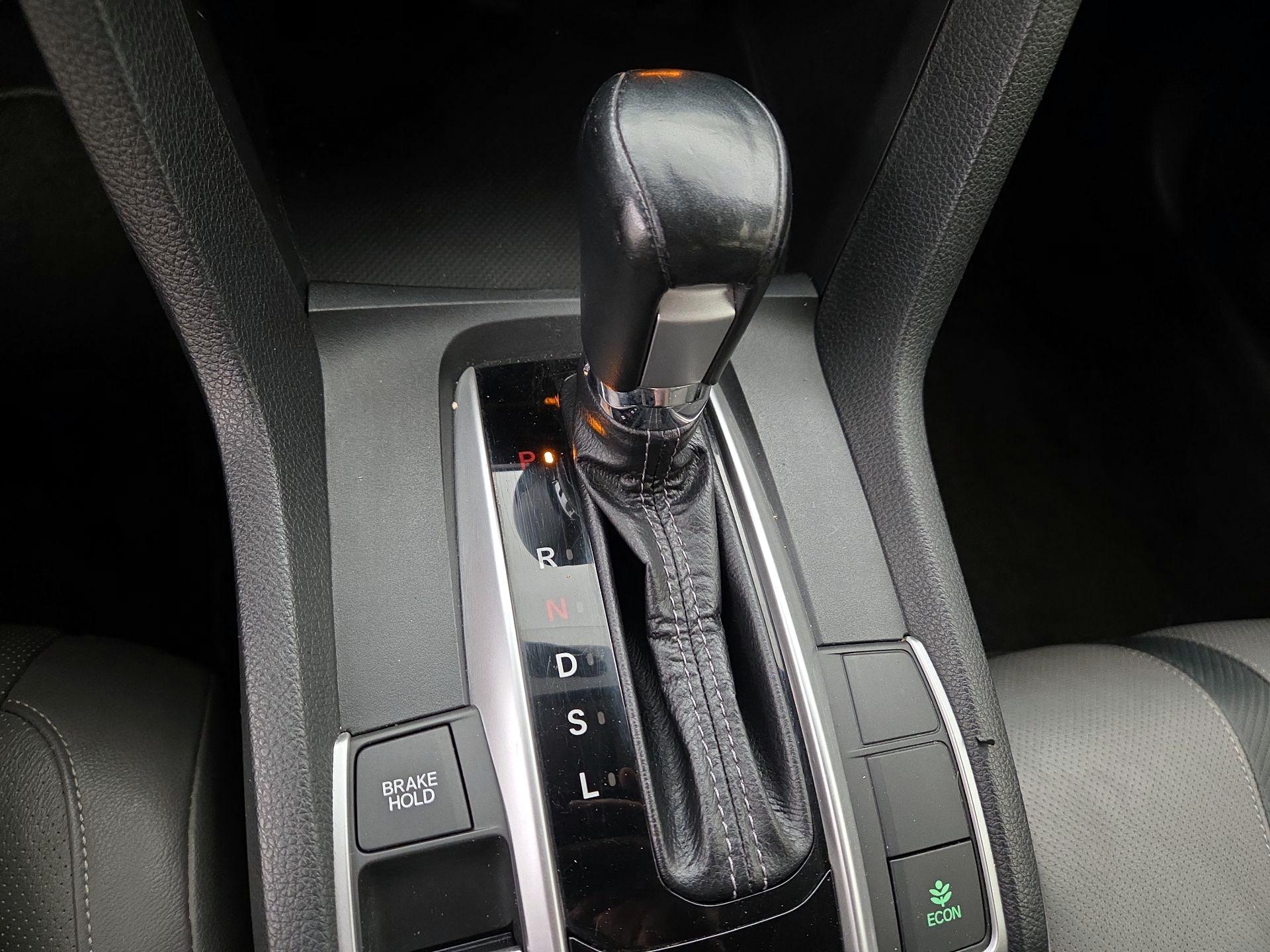 Thumbnail: 2018 Honda Civic - 15