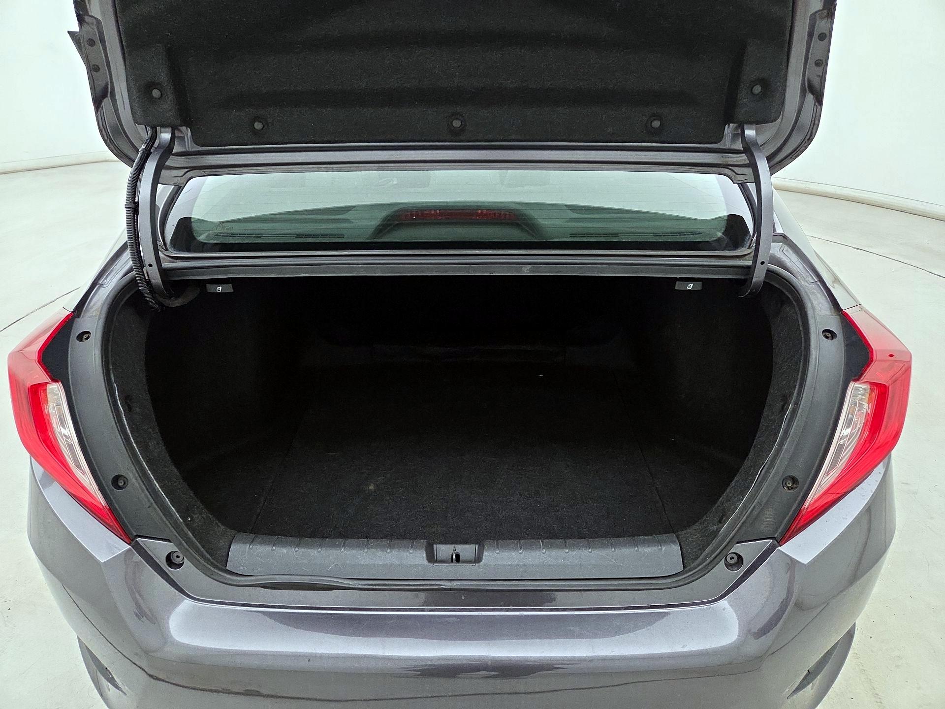 Thumbnail: 2018 Honda Civic - 17