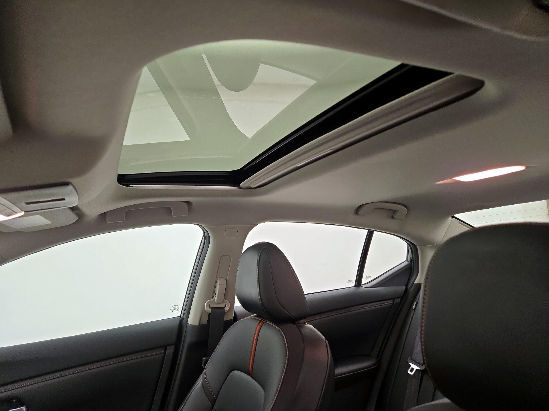 Thumbnail: 2020 Nissan Sentra - 19