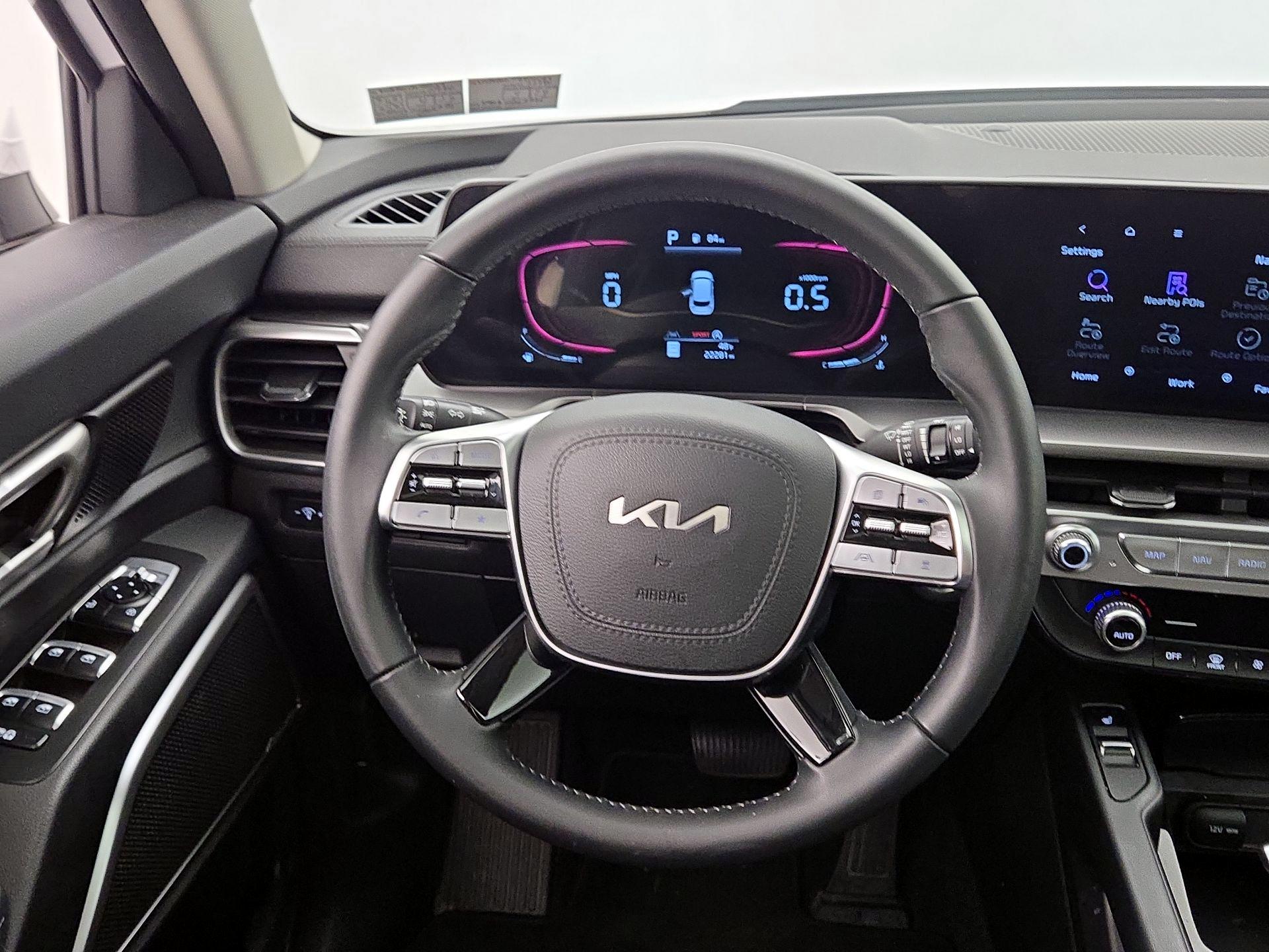 Thumbnail: 2023 Kia Telluride - 10