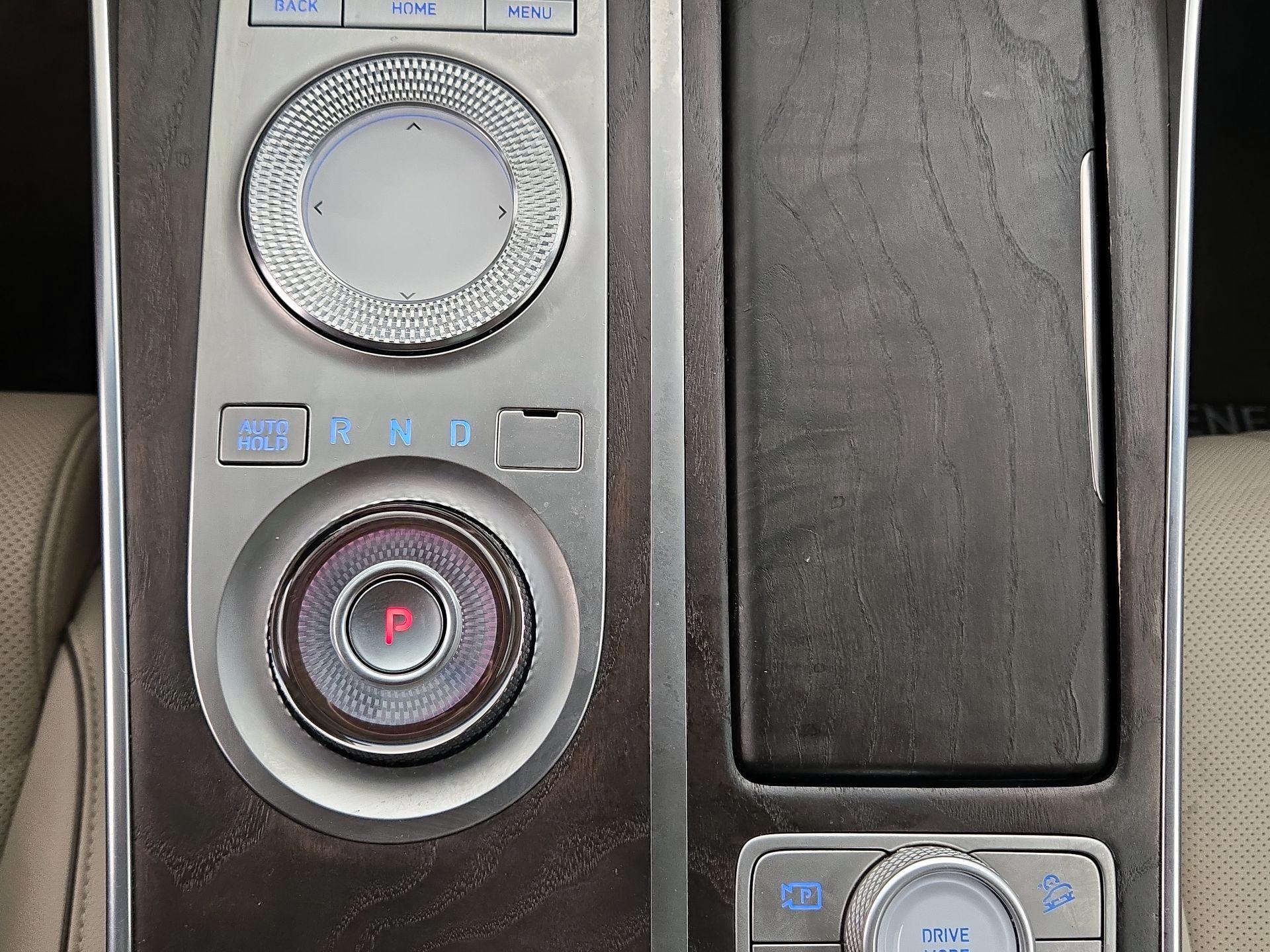 Thumbnail: 2022 Genesis GV80 - 17