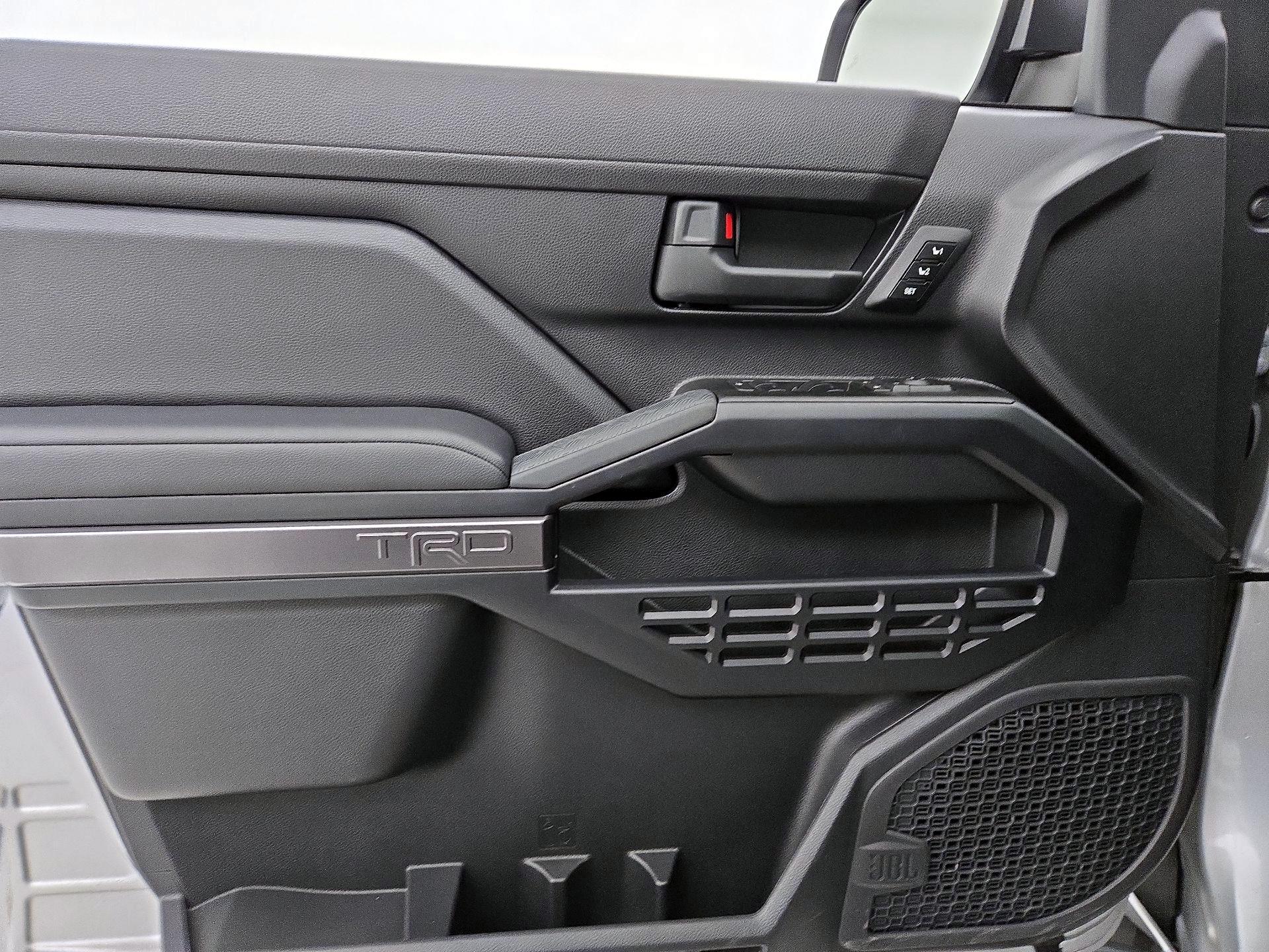 Thumbnail: 2025 Toyota 4Runner - 12