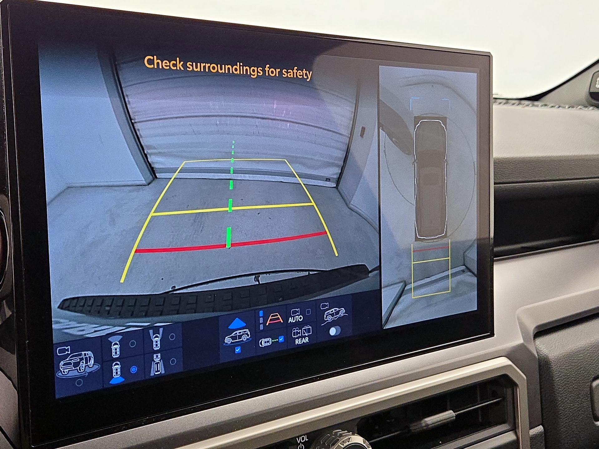 Thumbnail: 2025 Toyota 4Runner - 14