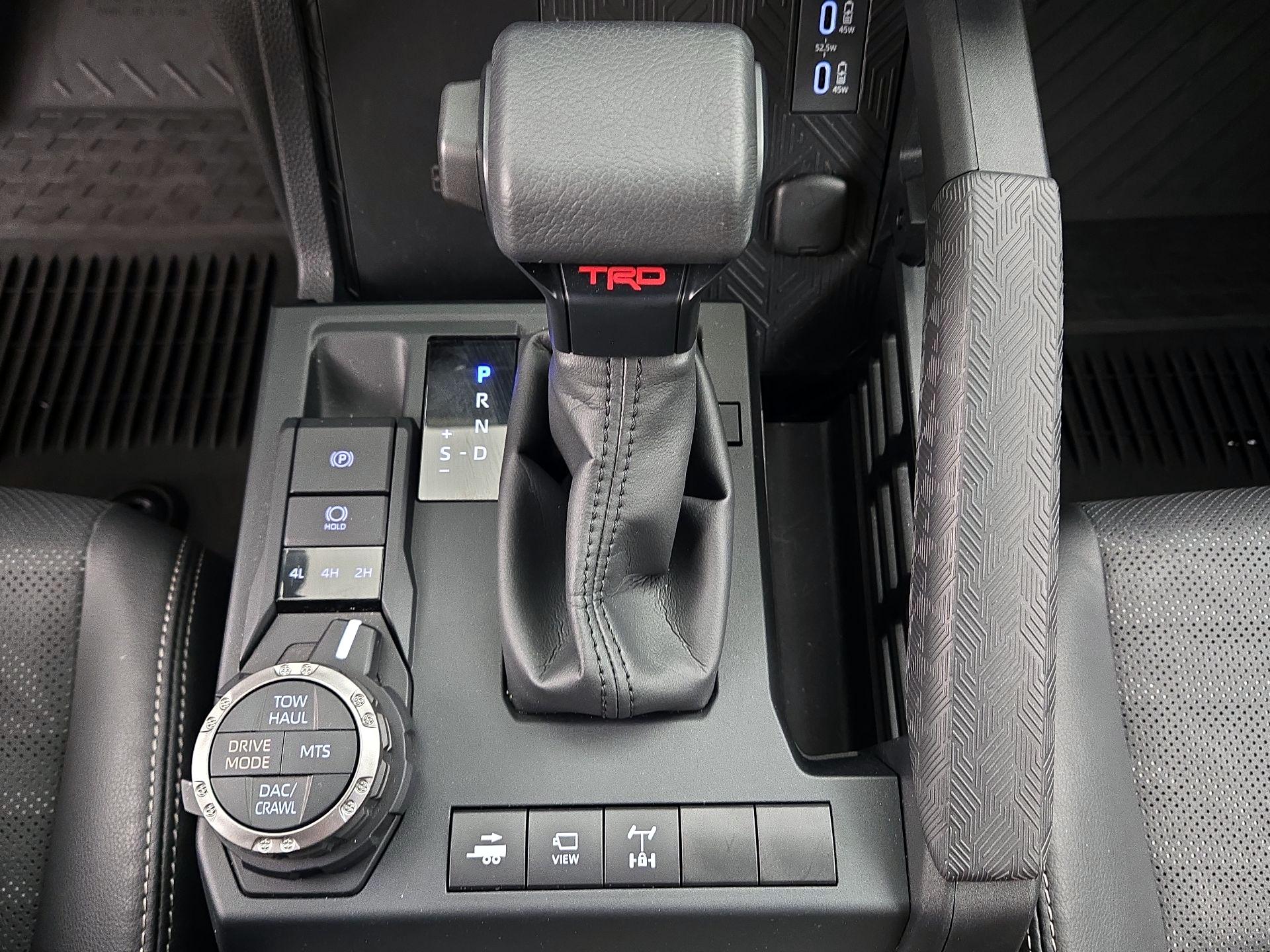 Thumbnail: 2025 Toyota 4Runner - 17