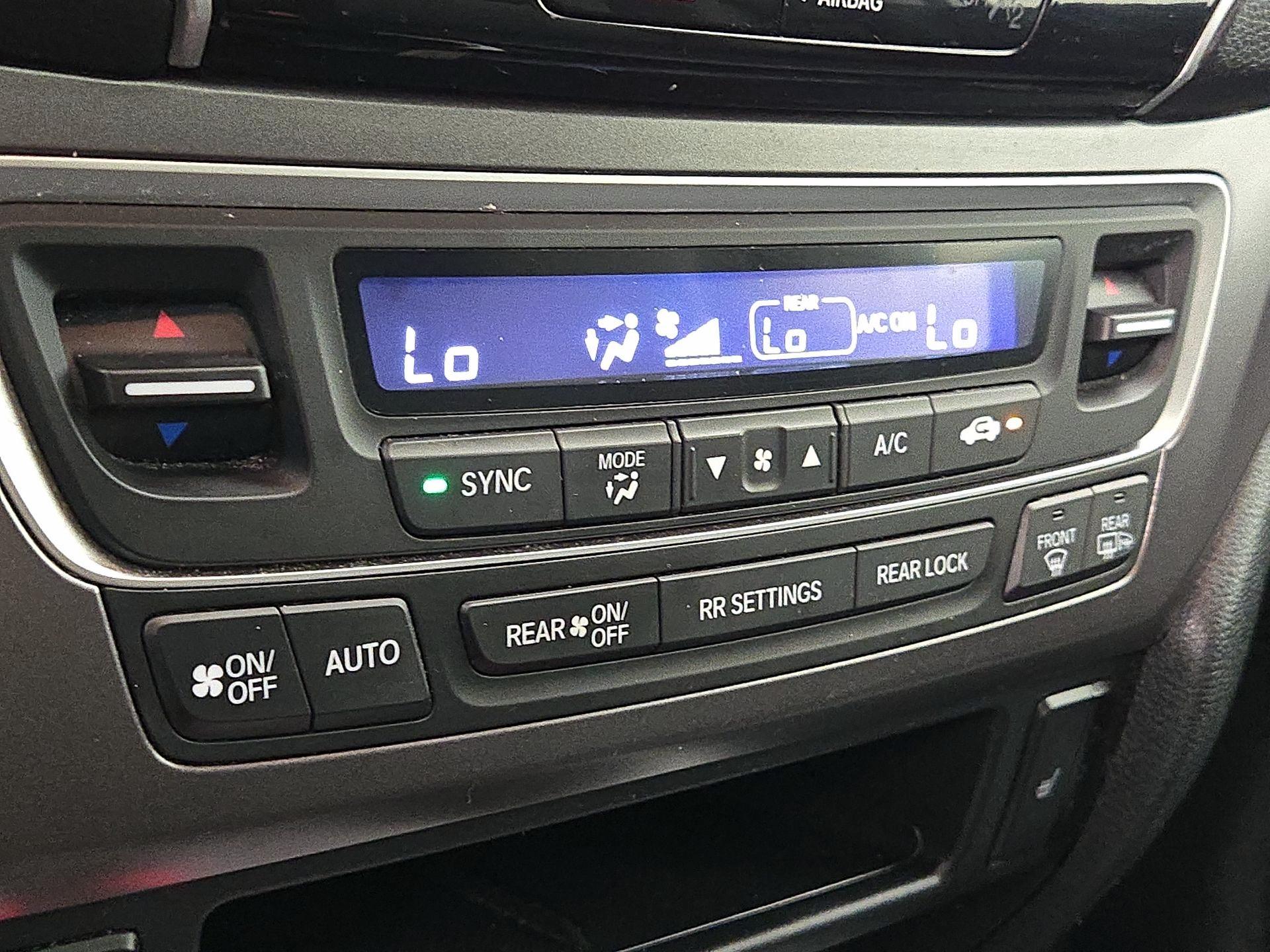 Thumbnail: 2021 Honda Pilot - 15