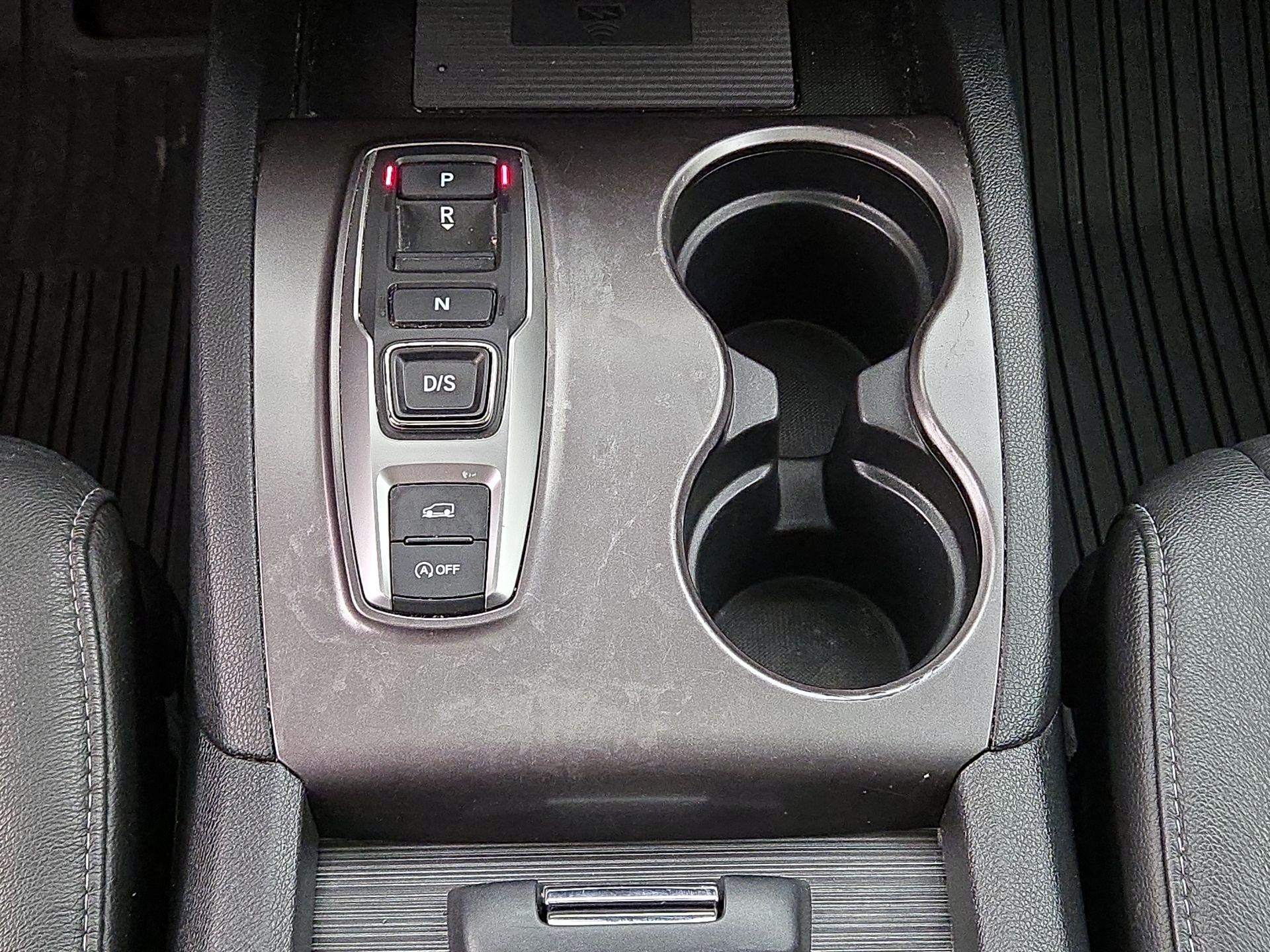 Thumbnail: 2021 Honda Pilot - 16
