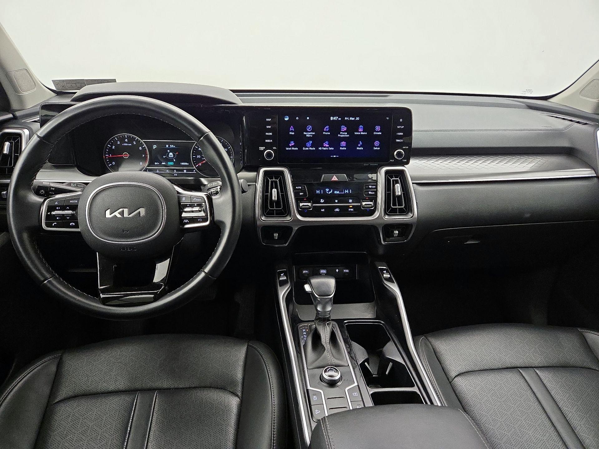 Thumbnail: 2023 Kia Sorento - 9