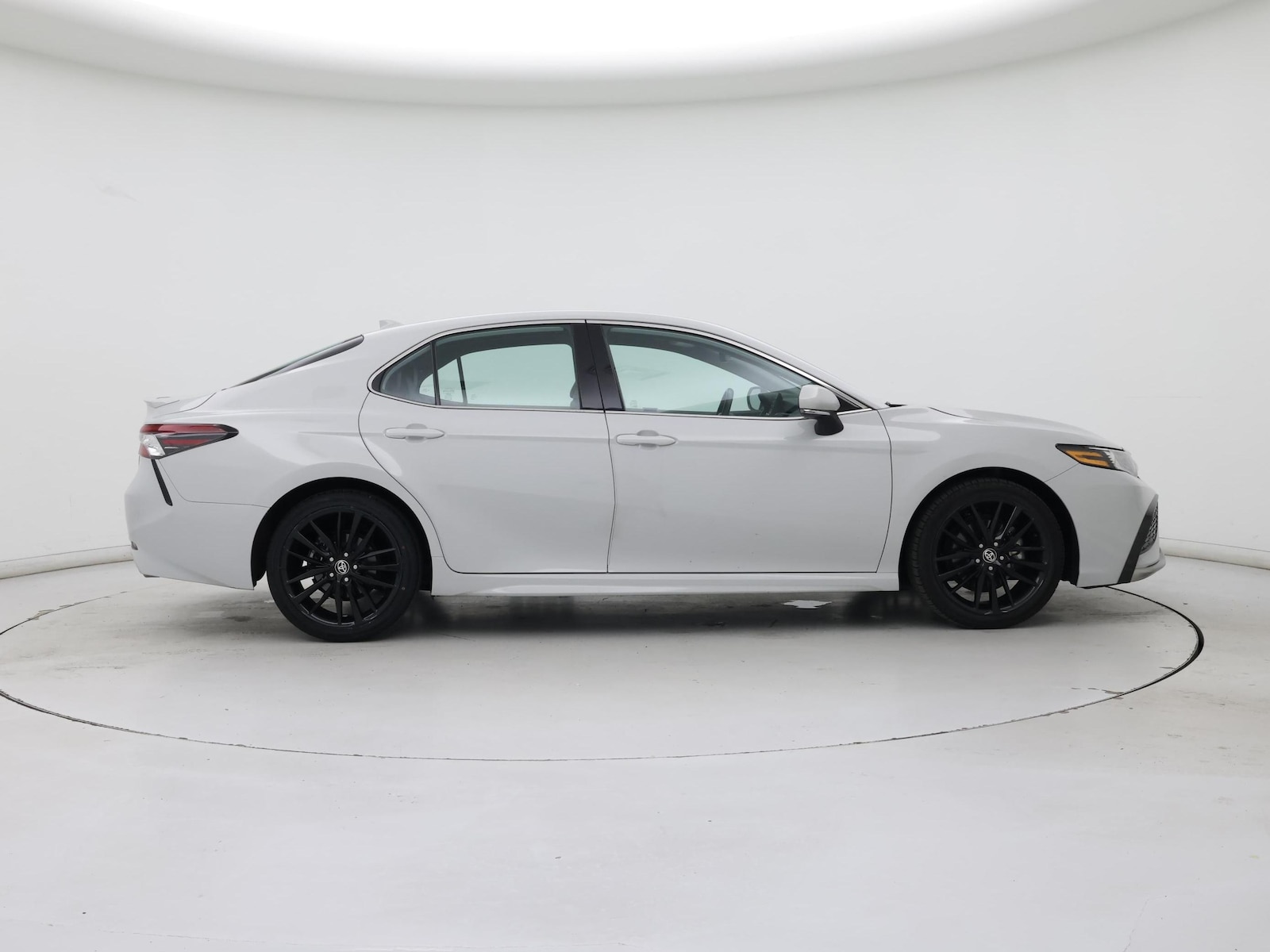 2024 Toyota Camry XSE - Photo 8