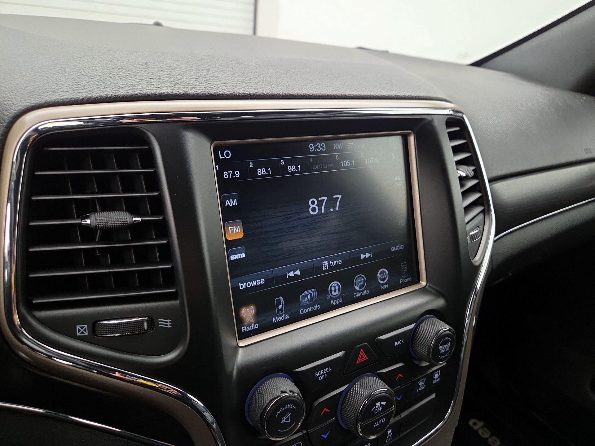 Thumbnail: 2014 Jeep Grand Cherokee - 15