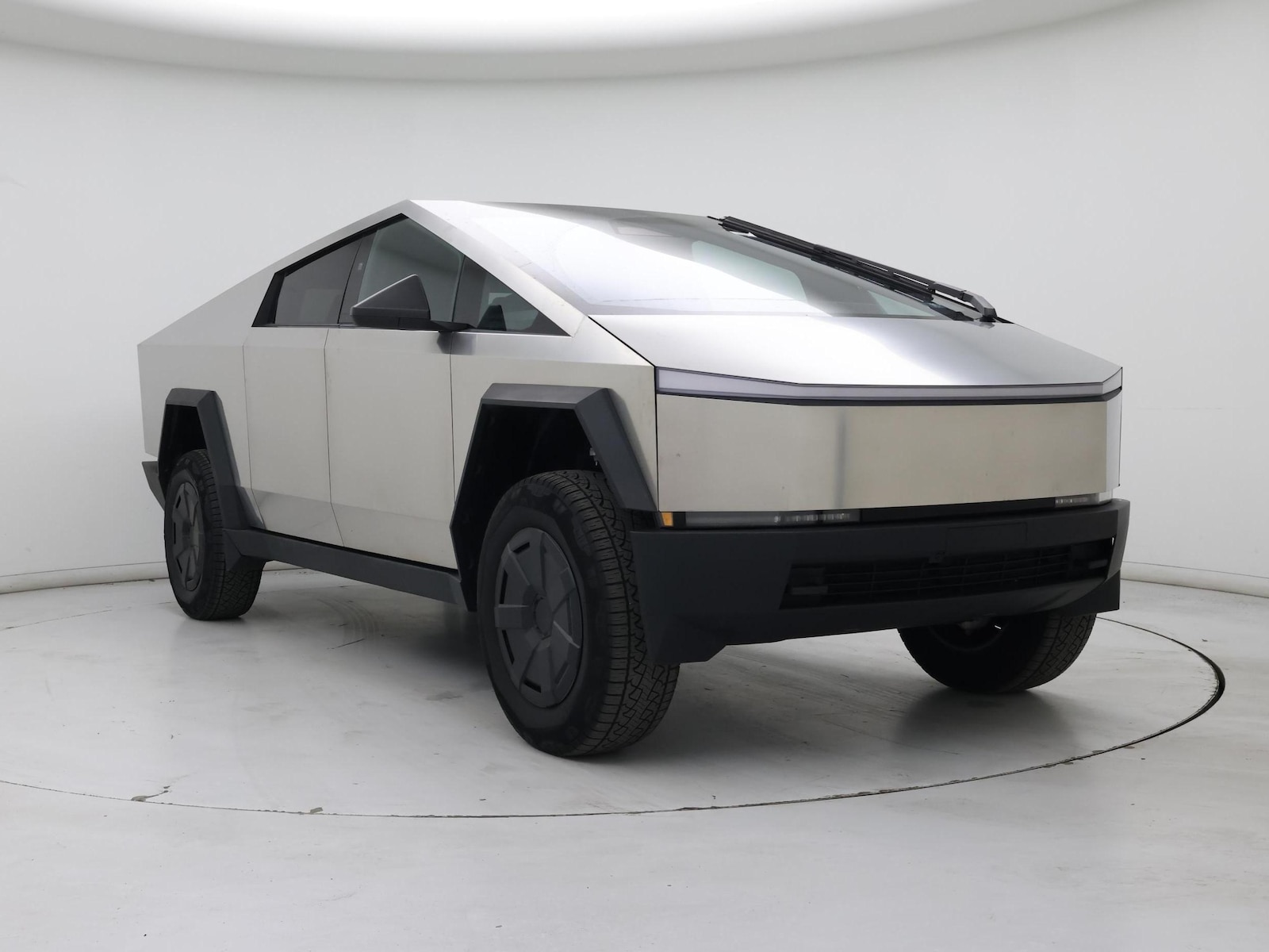 2024 Tesla Cybertruck Base - Photo 2