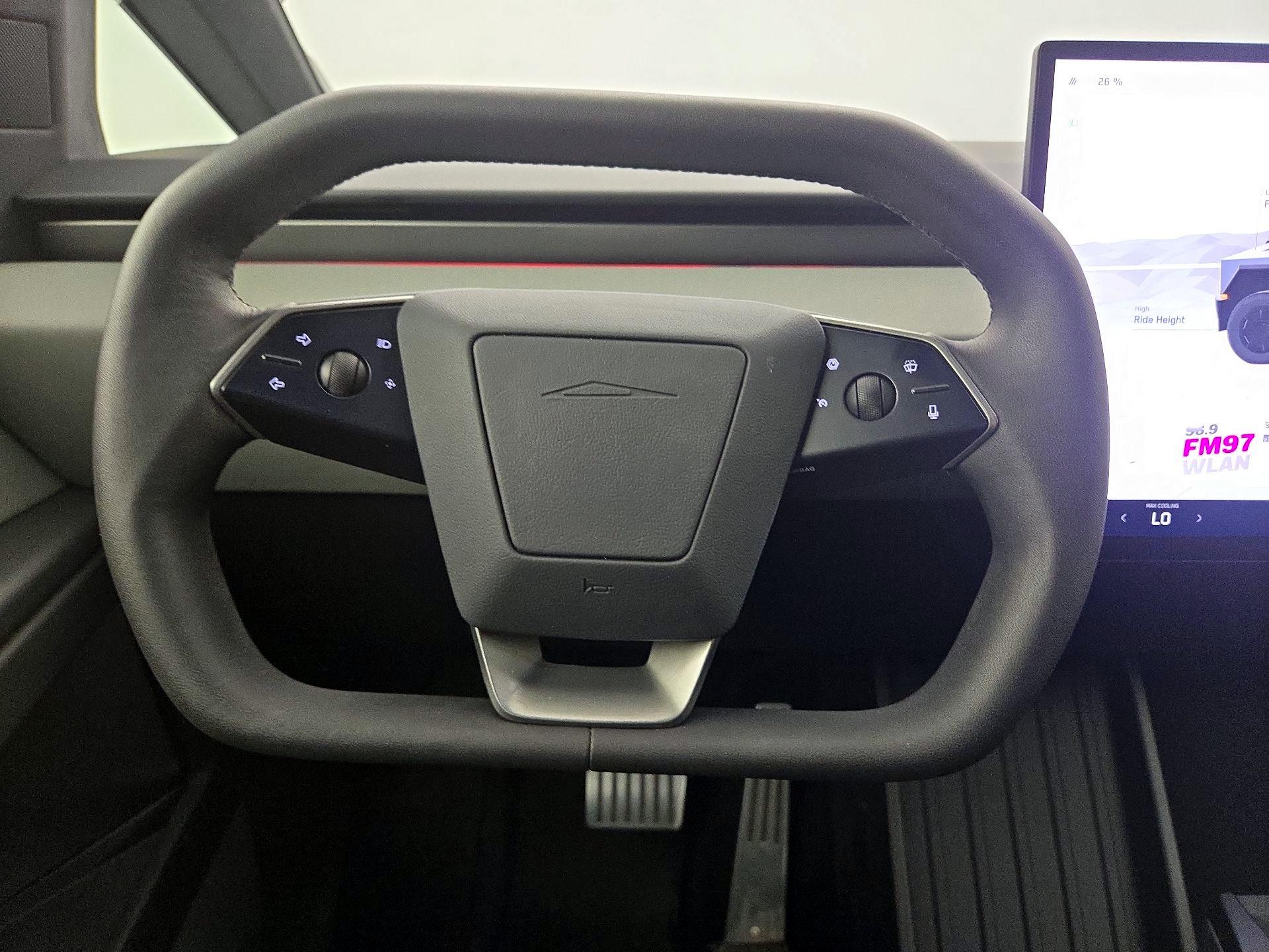 Thumbnail: 2024 Tesla Cybertruck - 10