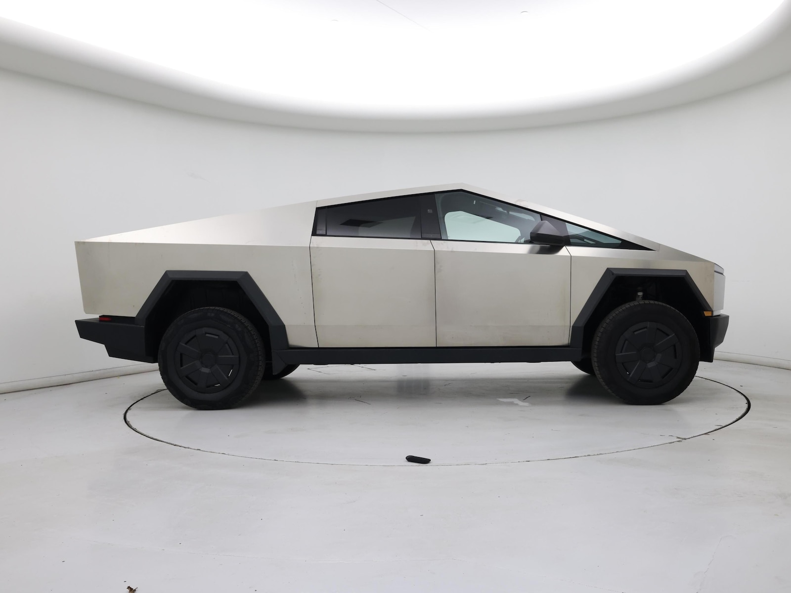 2024 Tesla Cybertruck Base - Photo 8