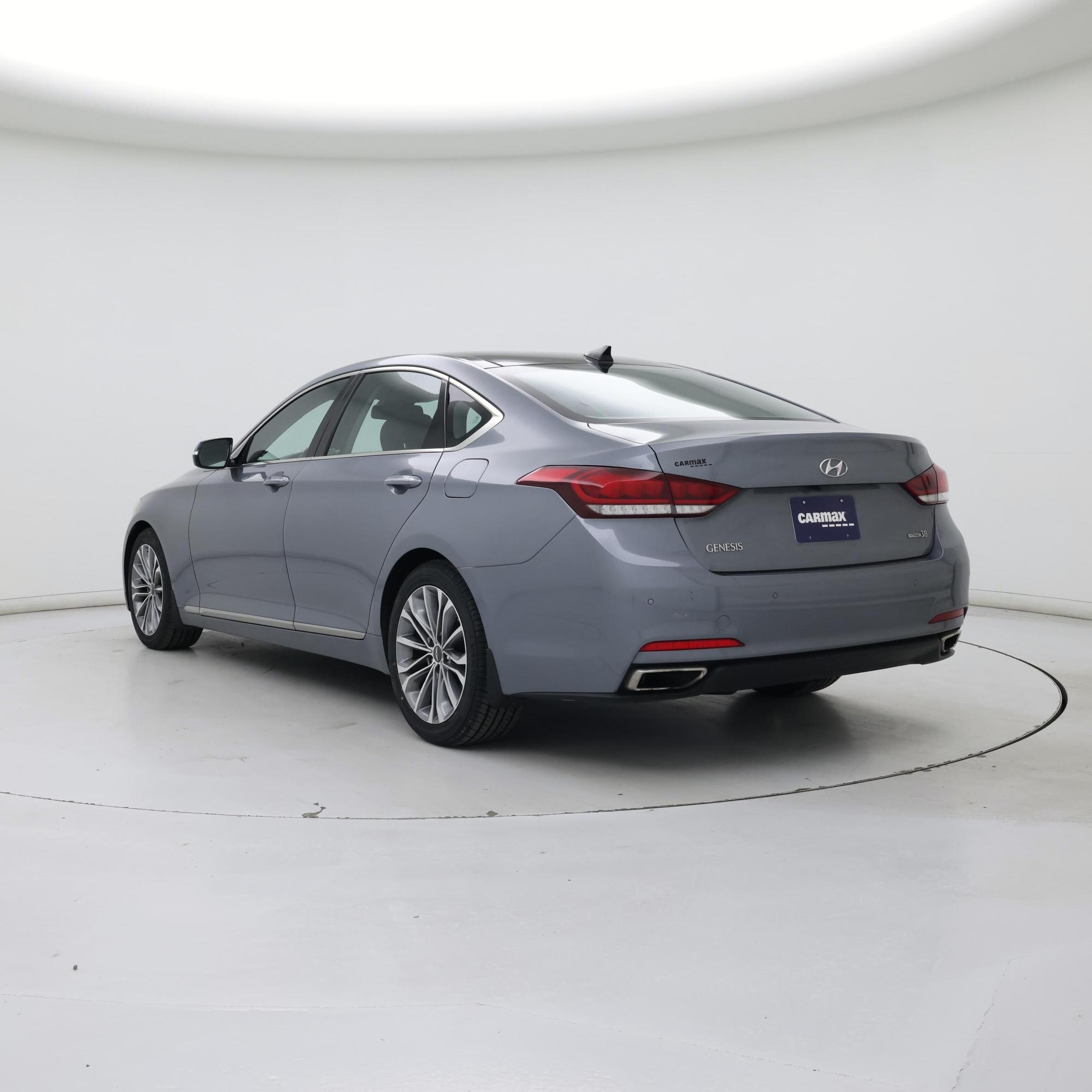 Thumbnail: 2016 Hyundai Genesis - 2