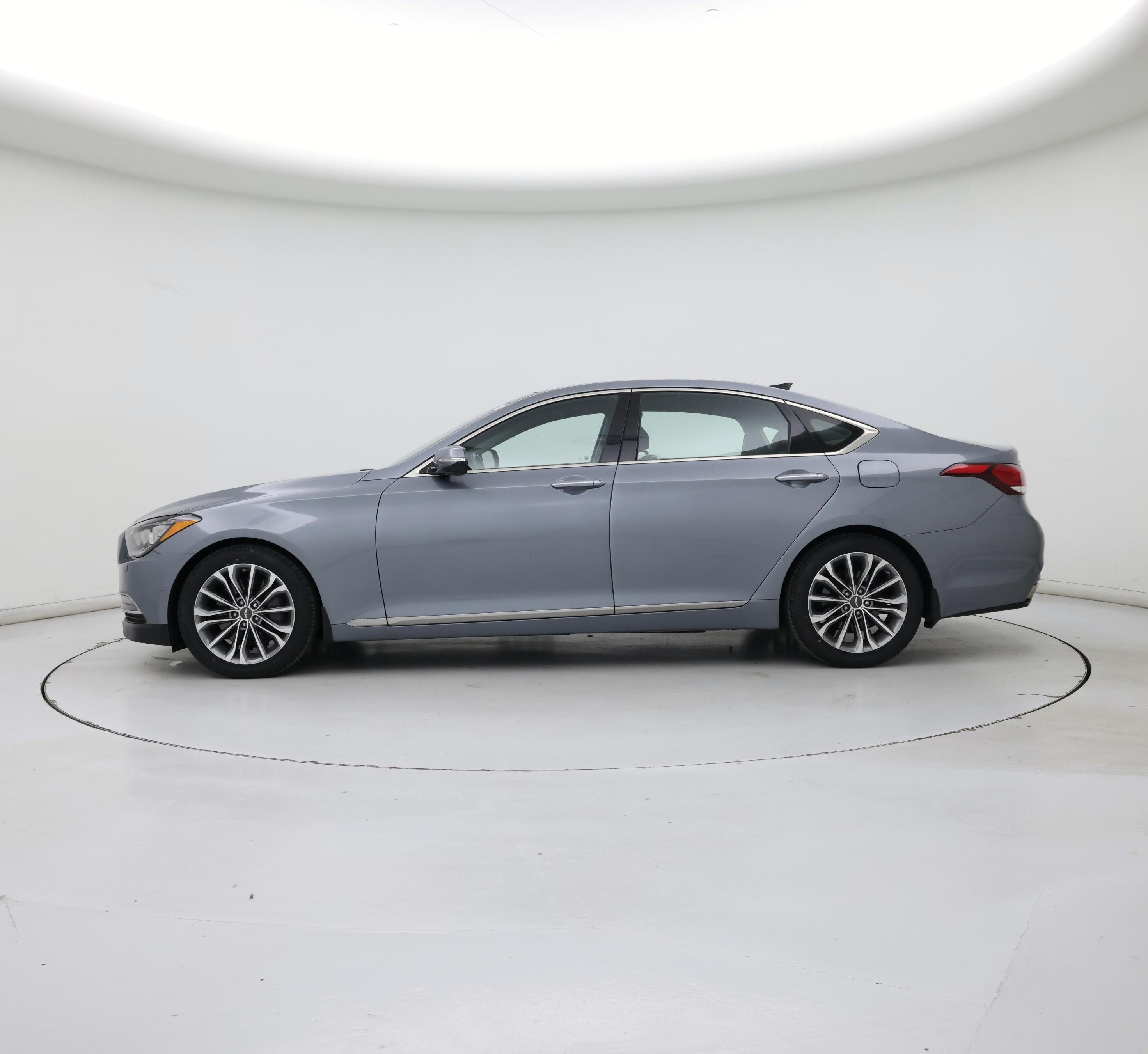Thumbnail: 2016 Hyundai Genesis - 3