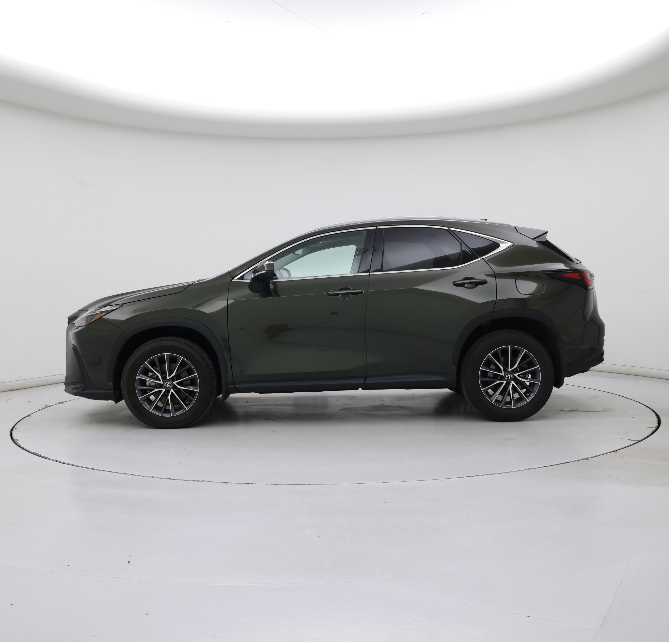 Thumbnail: 2022 Lexus NX - 3