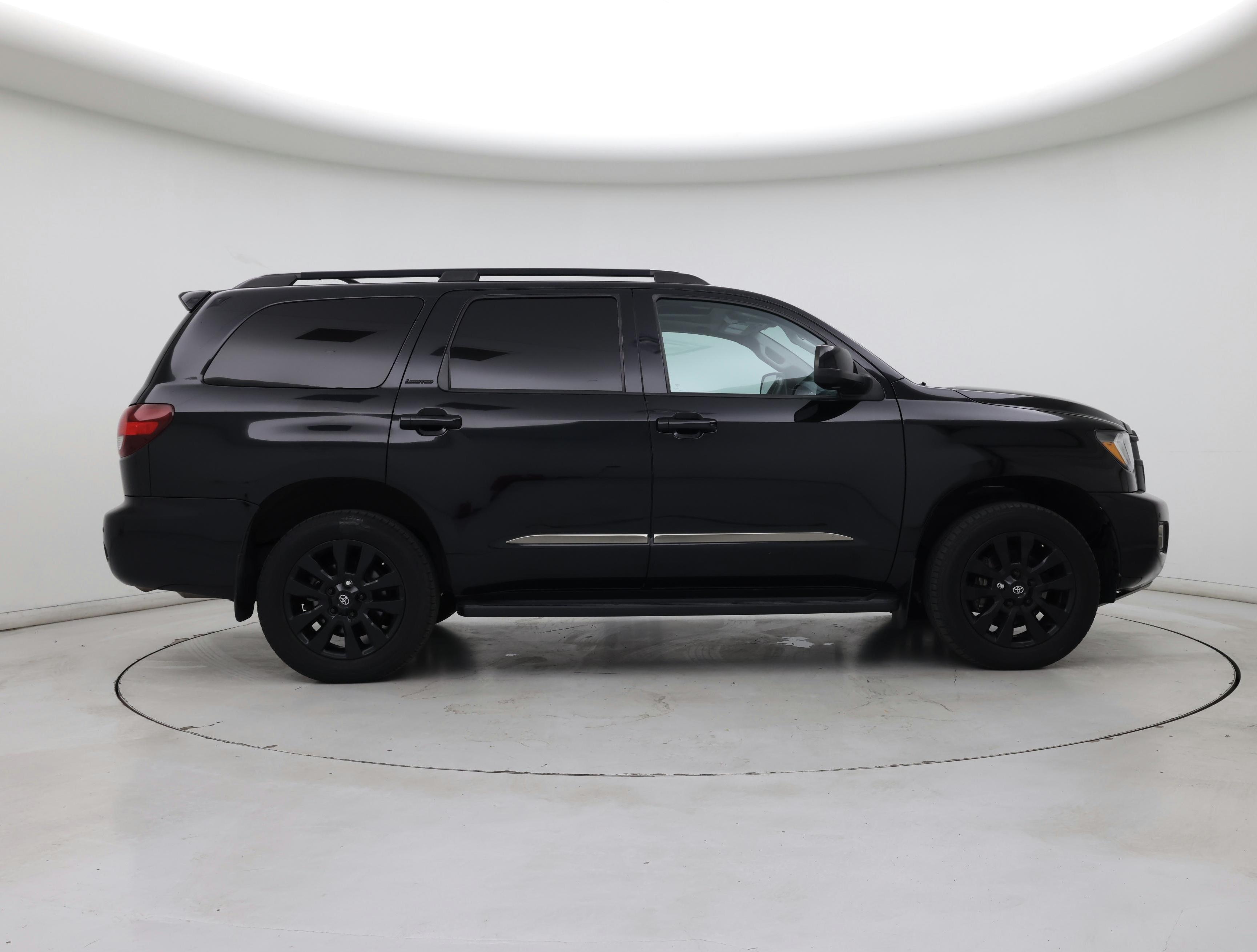 Thumbnail: 2021 Toyota Sequoia - 7