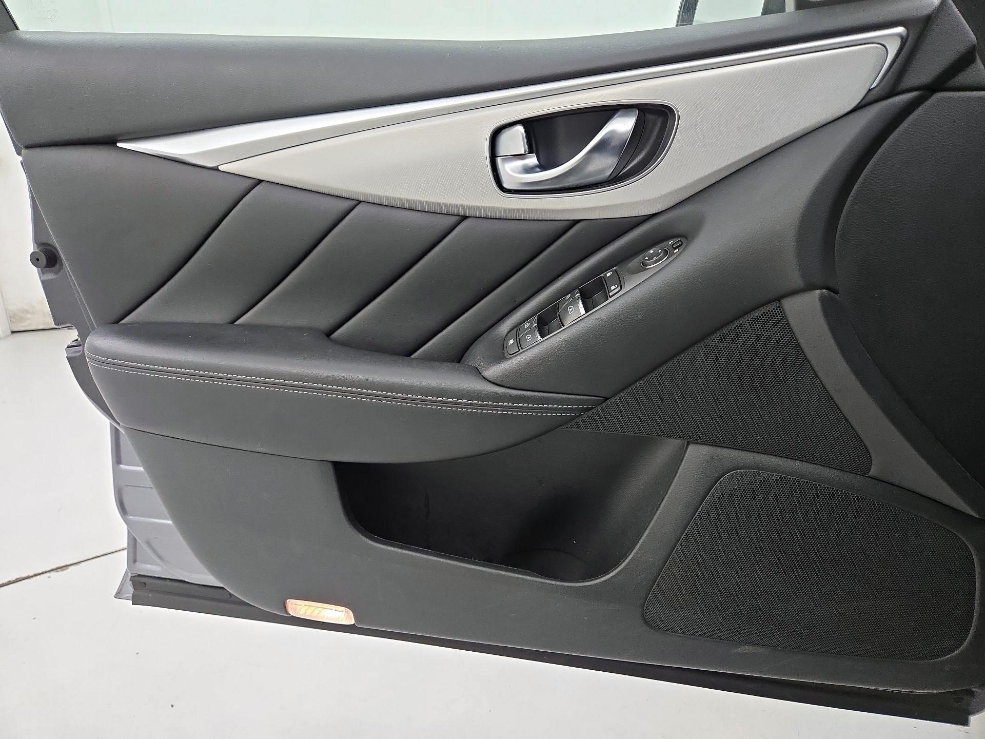 Thumbnail: 2019 INFINITI Q50 - 12