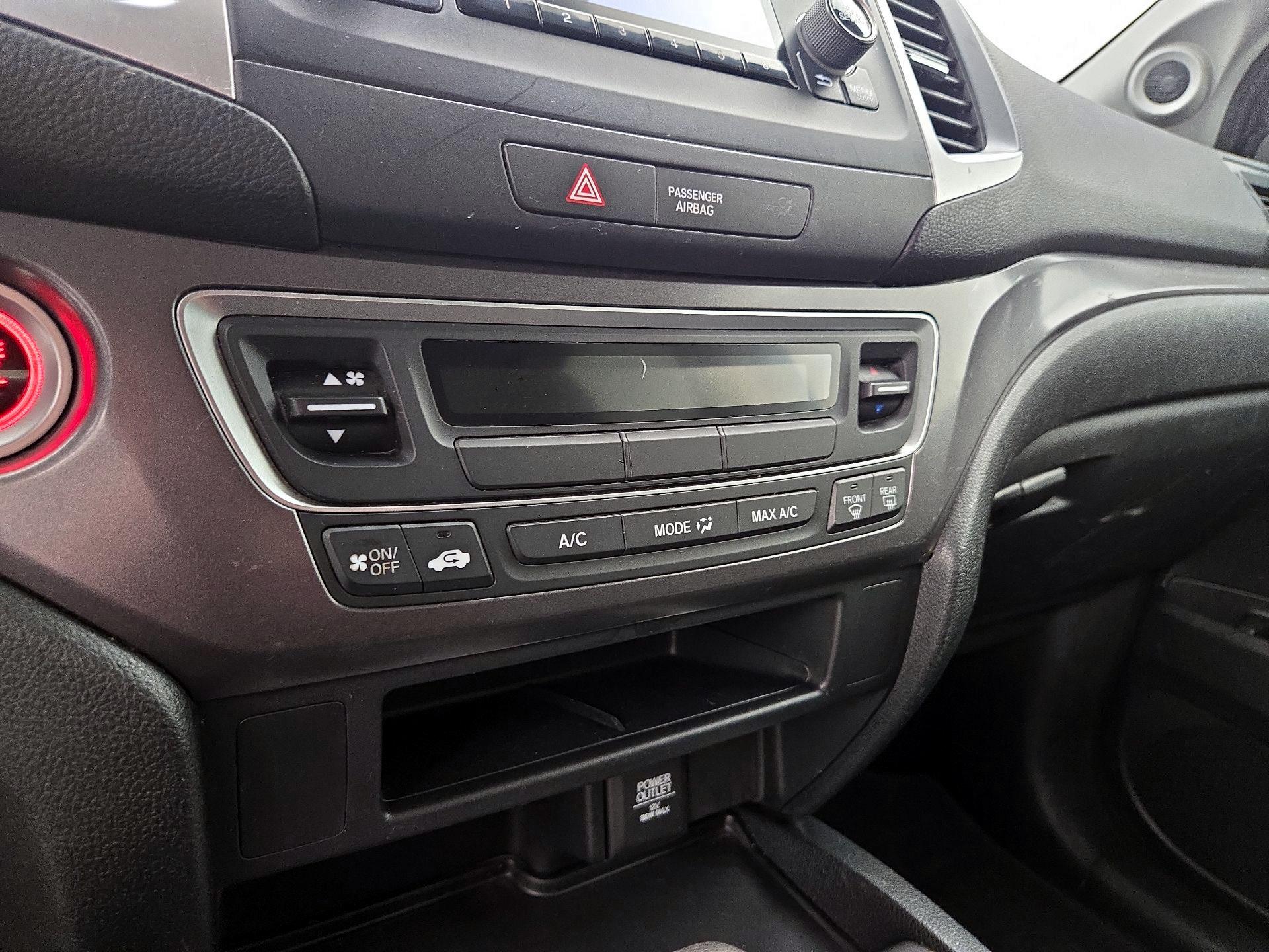 Thumbnail: 2017 Honda Ridgeline - 16