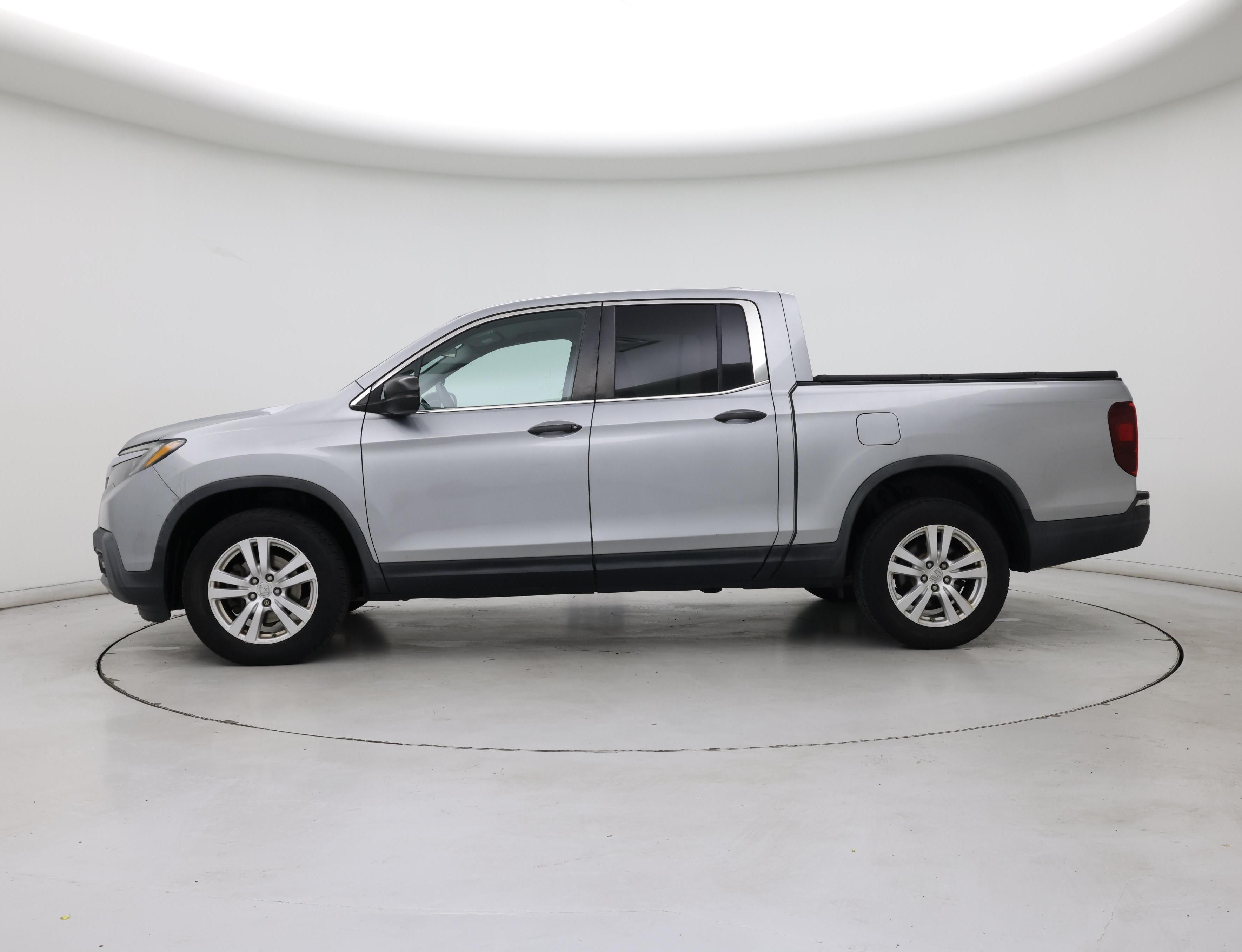 Thumbnail: 2017 Honda Ridgeline - 3