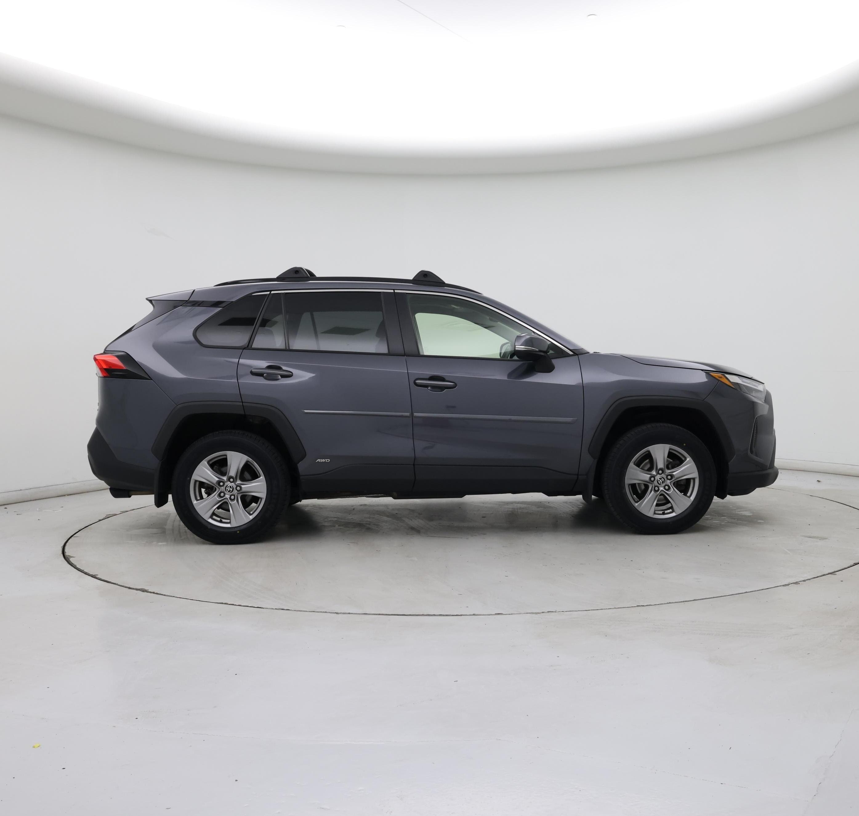 Thumbnail: 2022 Toyota RAV4 - 7