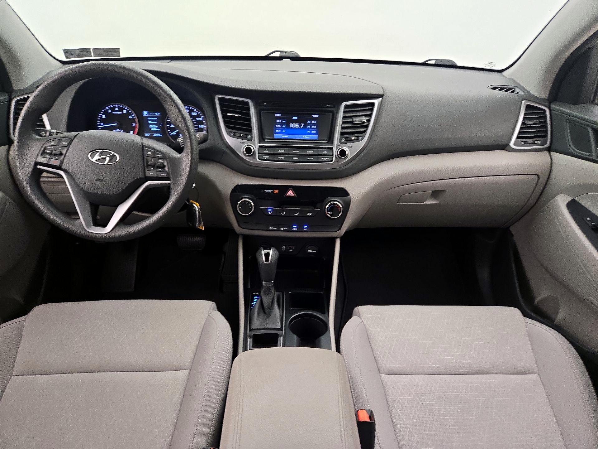 Thumbnail: 2017 Hyundai Tucson - 9