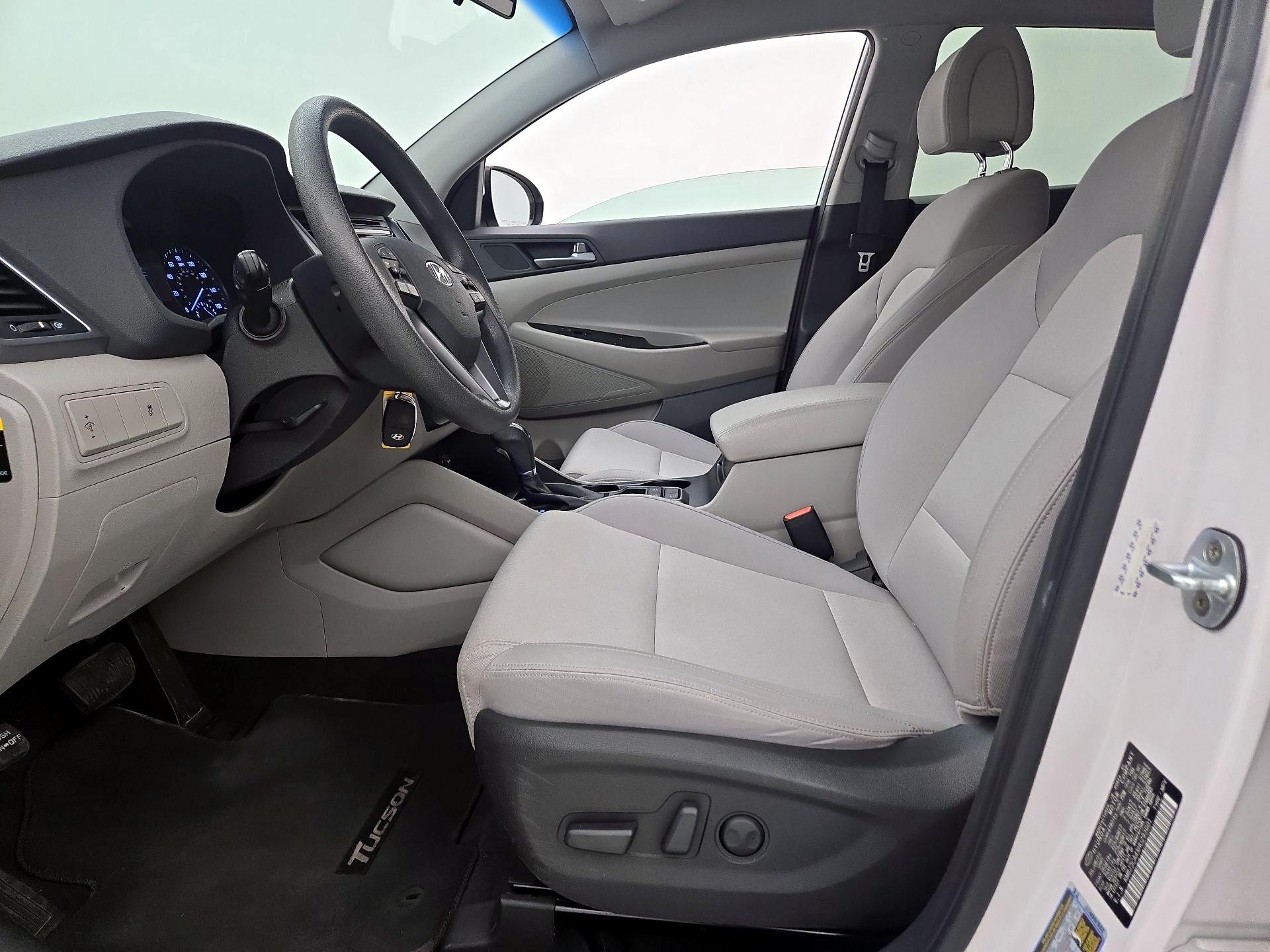 Thumbnail: 2017 Hyundai Tucson - 11