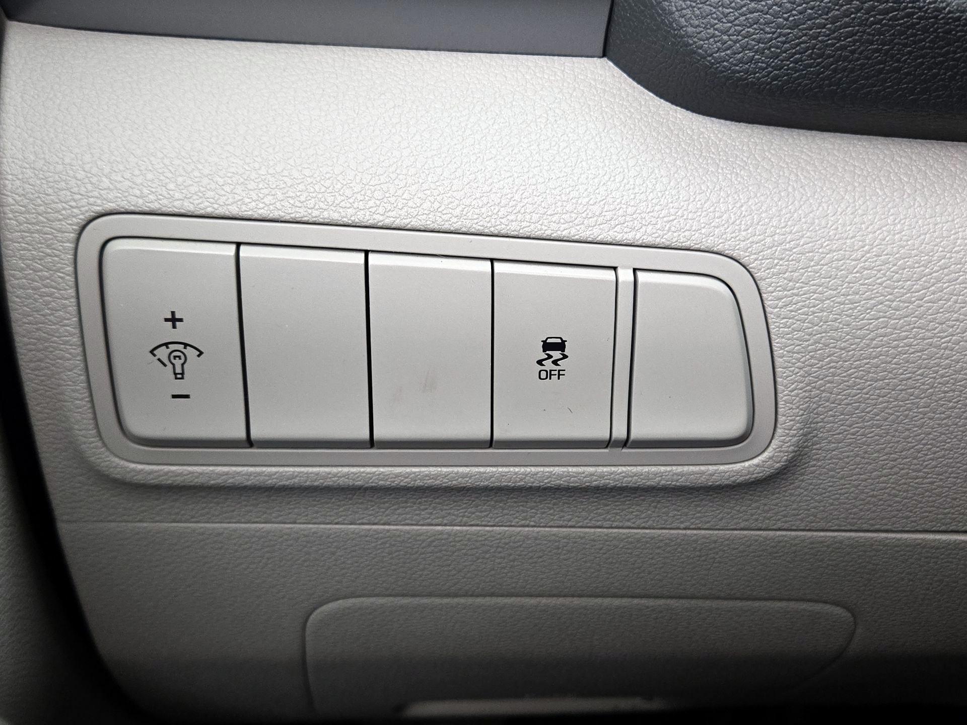 Thumbnail: 2017 Hyundai Tucson - 13